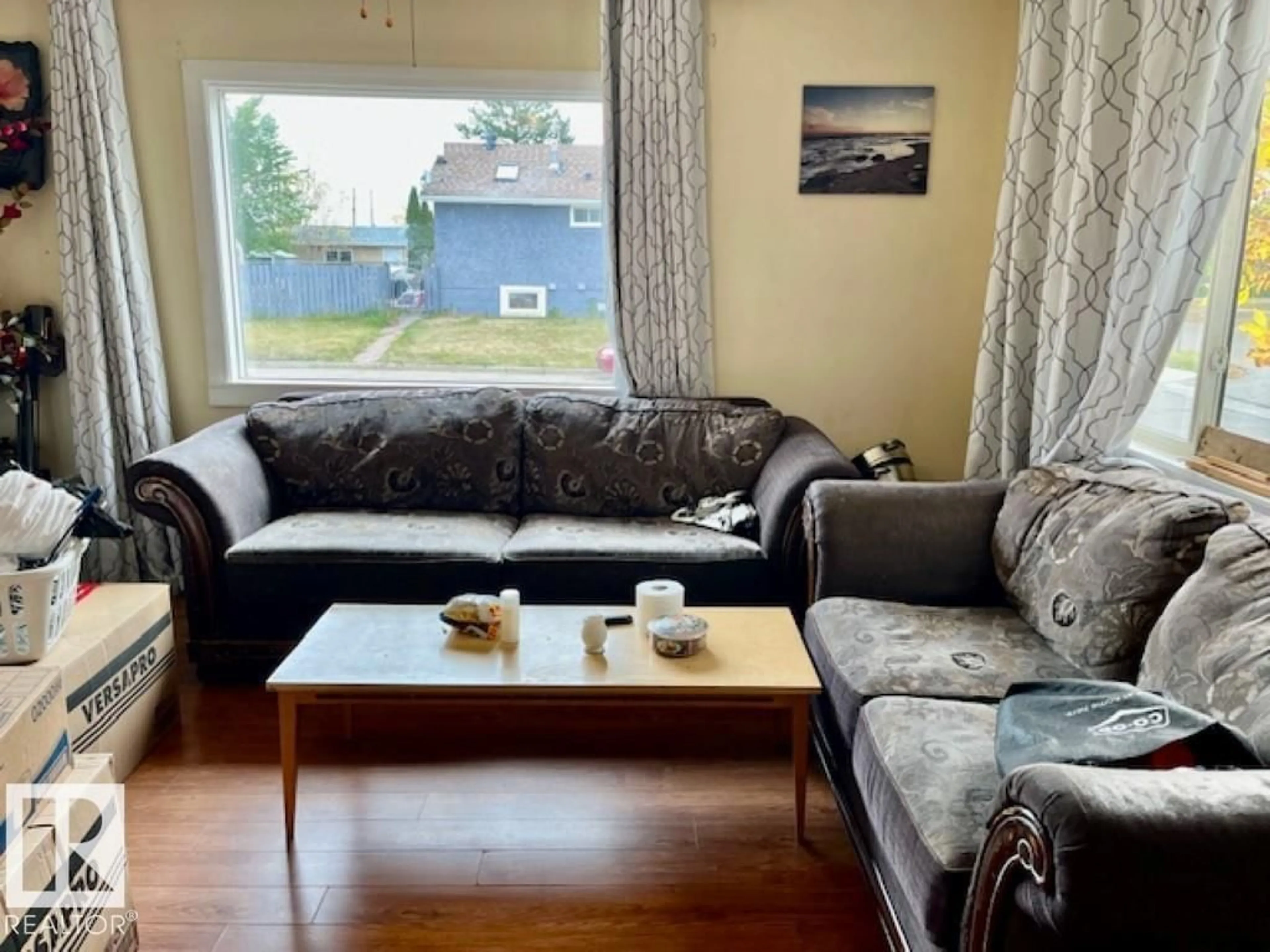 Living room with furniture, unknown for 4704 47 AV, Redwater Alberta T0A2W0