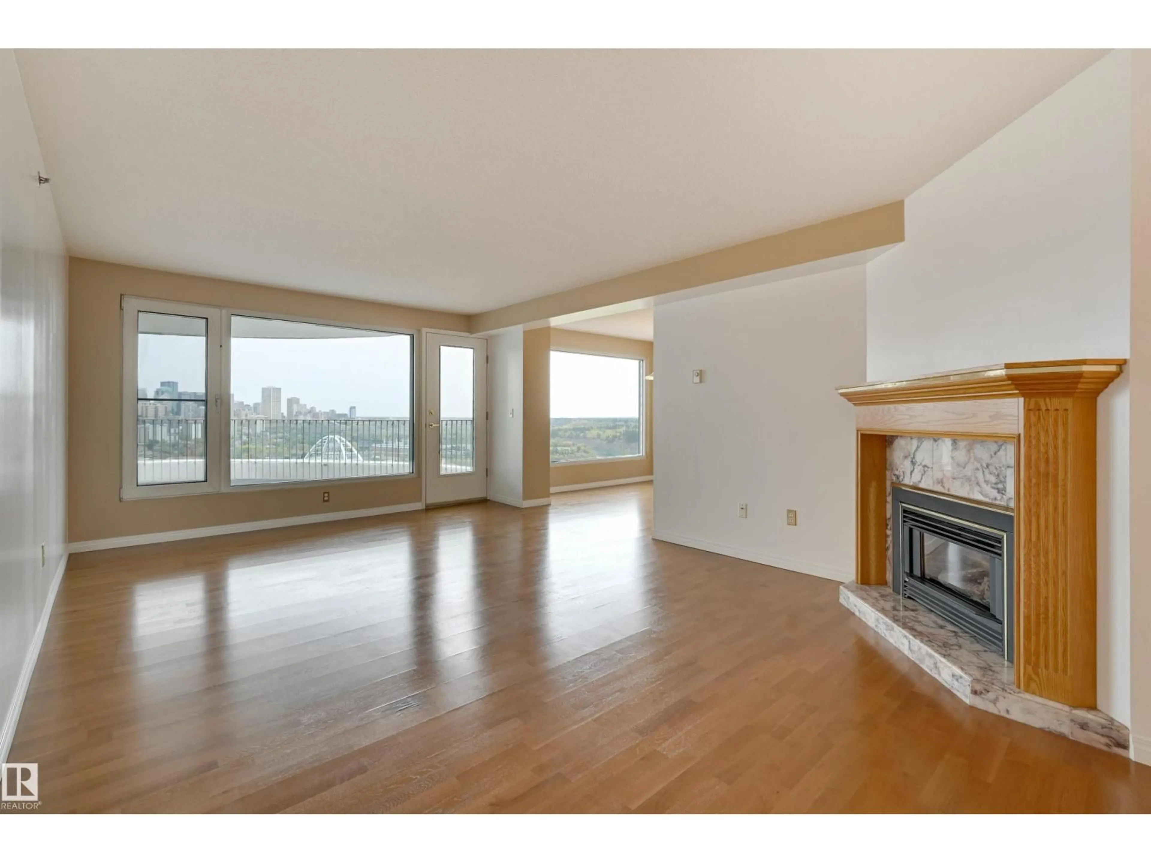 A pic of a room for 1003 SASKATCHEWAN DR, Edmonton Alberta T6E6H1
