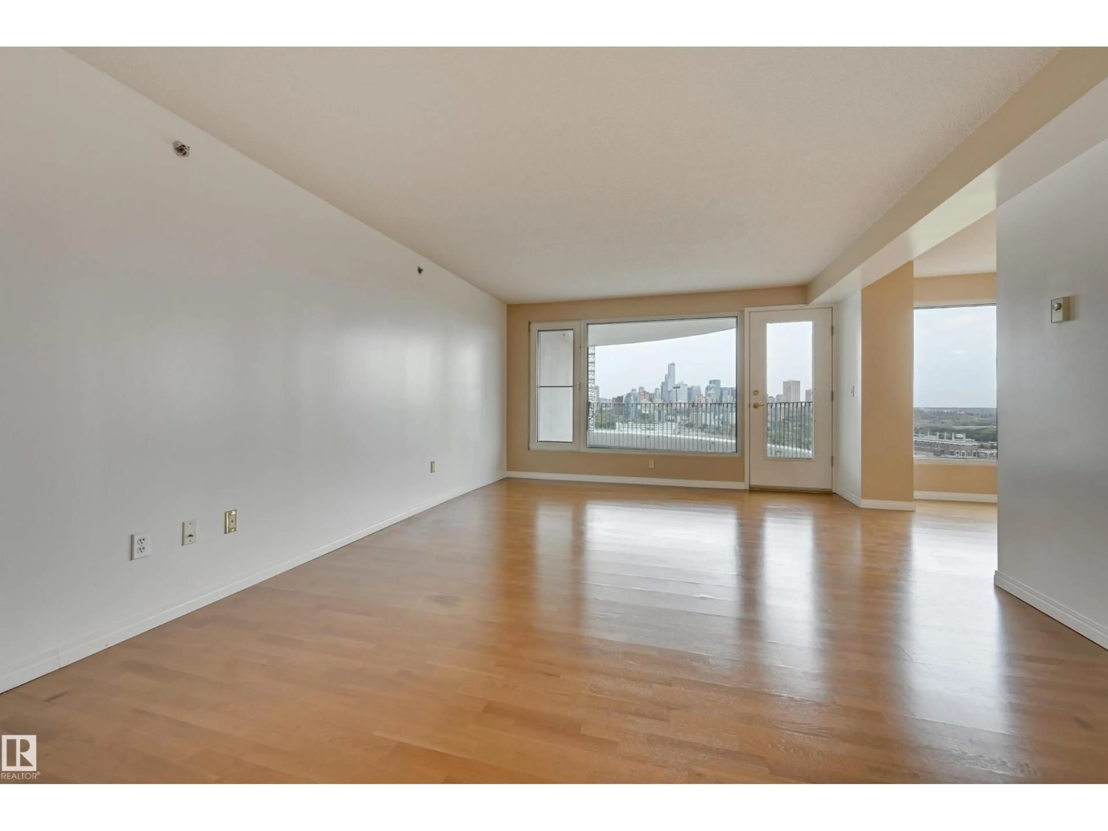 A pic of a room for 1003 SASKATCHEWAN DR, Edmonton Alberta T6E6H1