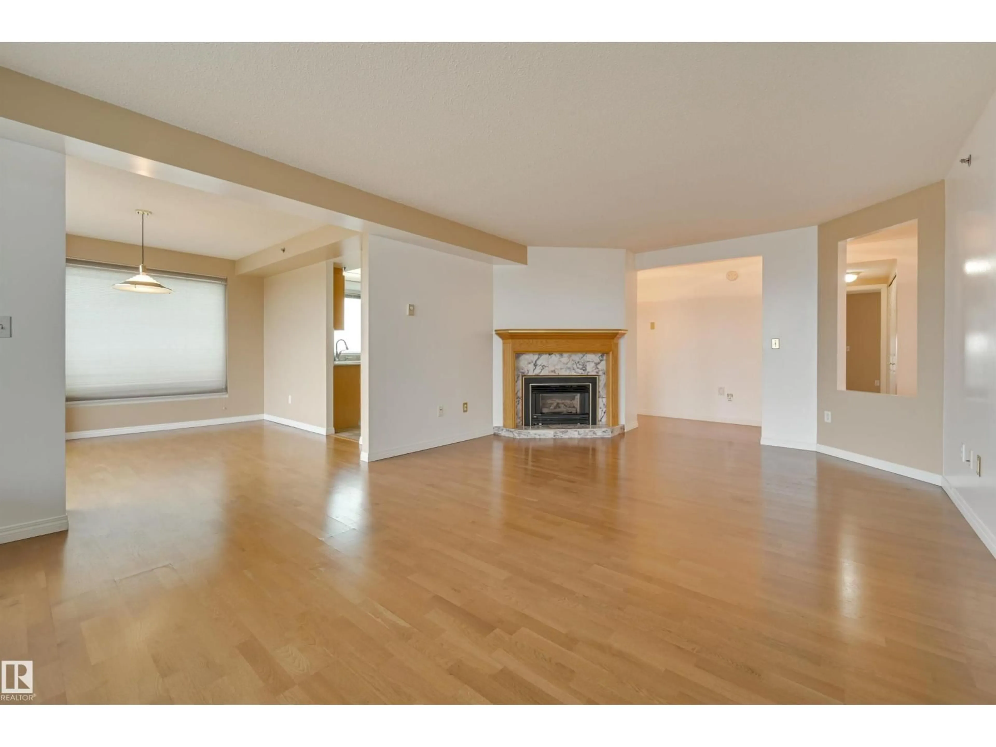 Unknown for 1003 SASKATCHEWAN DR, Edmonton Alberta T6E6H1