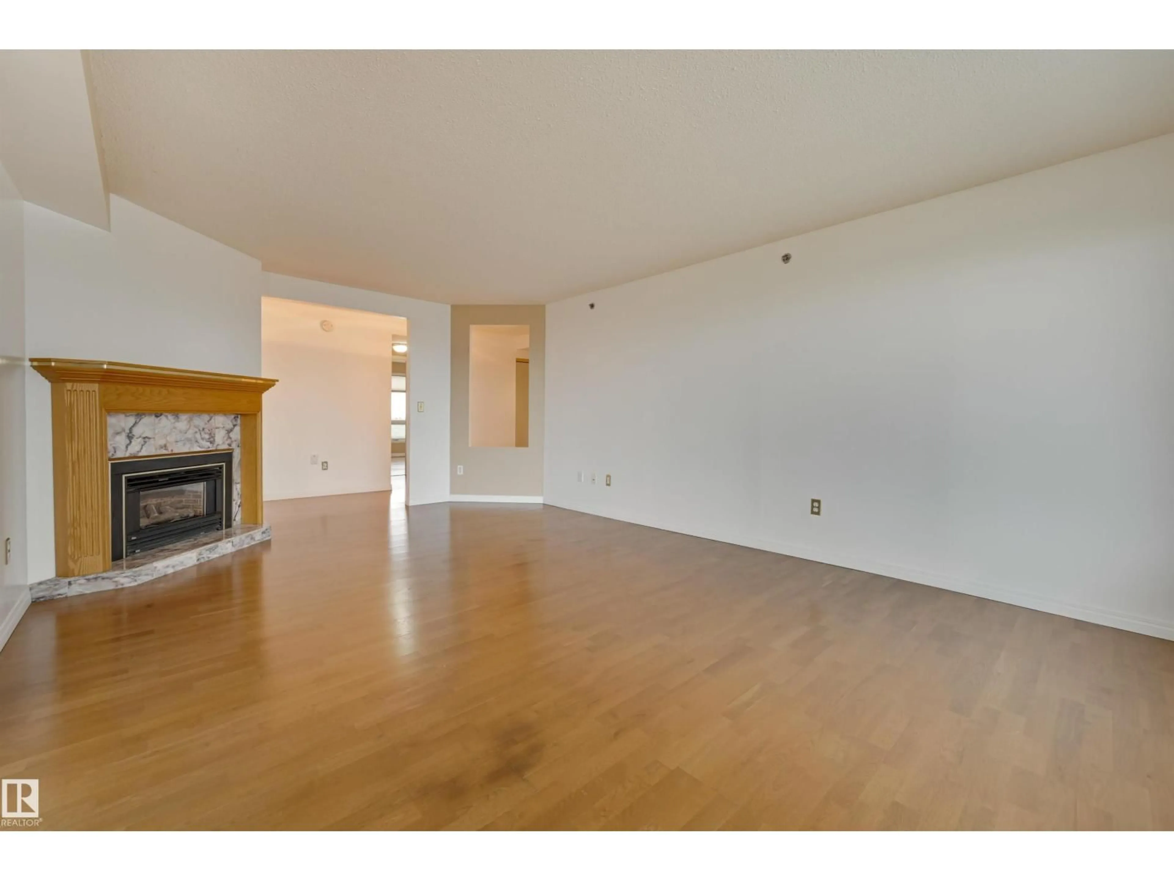 A pic of a room for 1003 SASKATCHEWAN DR, Edmonton Alberta T6E6H1