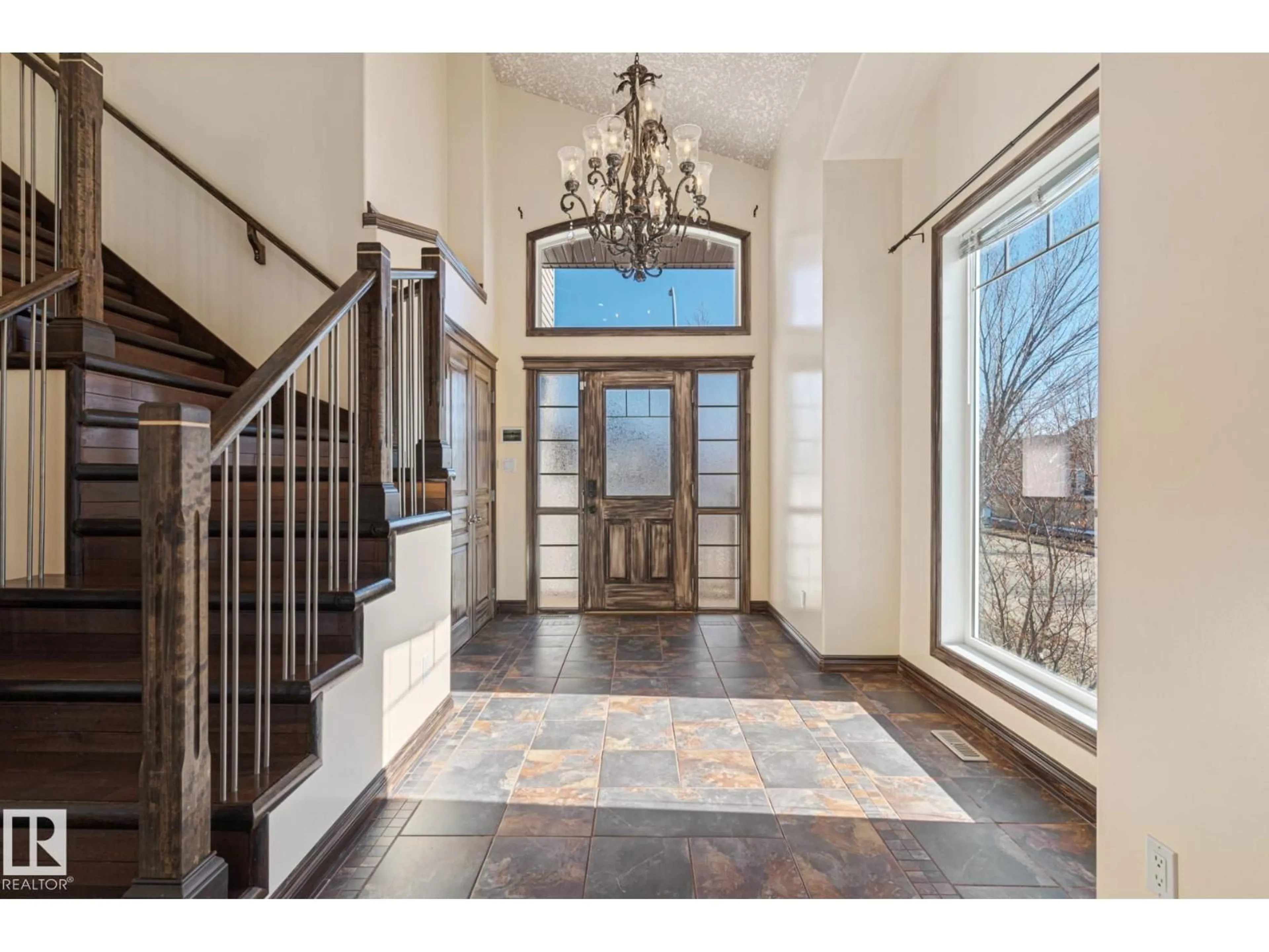 Indoor entryway for 126 ANISE CL, Leduc Alberta T9E0C7