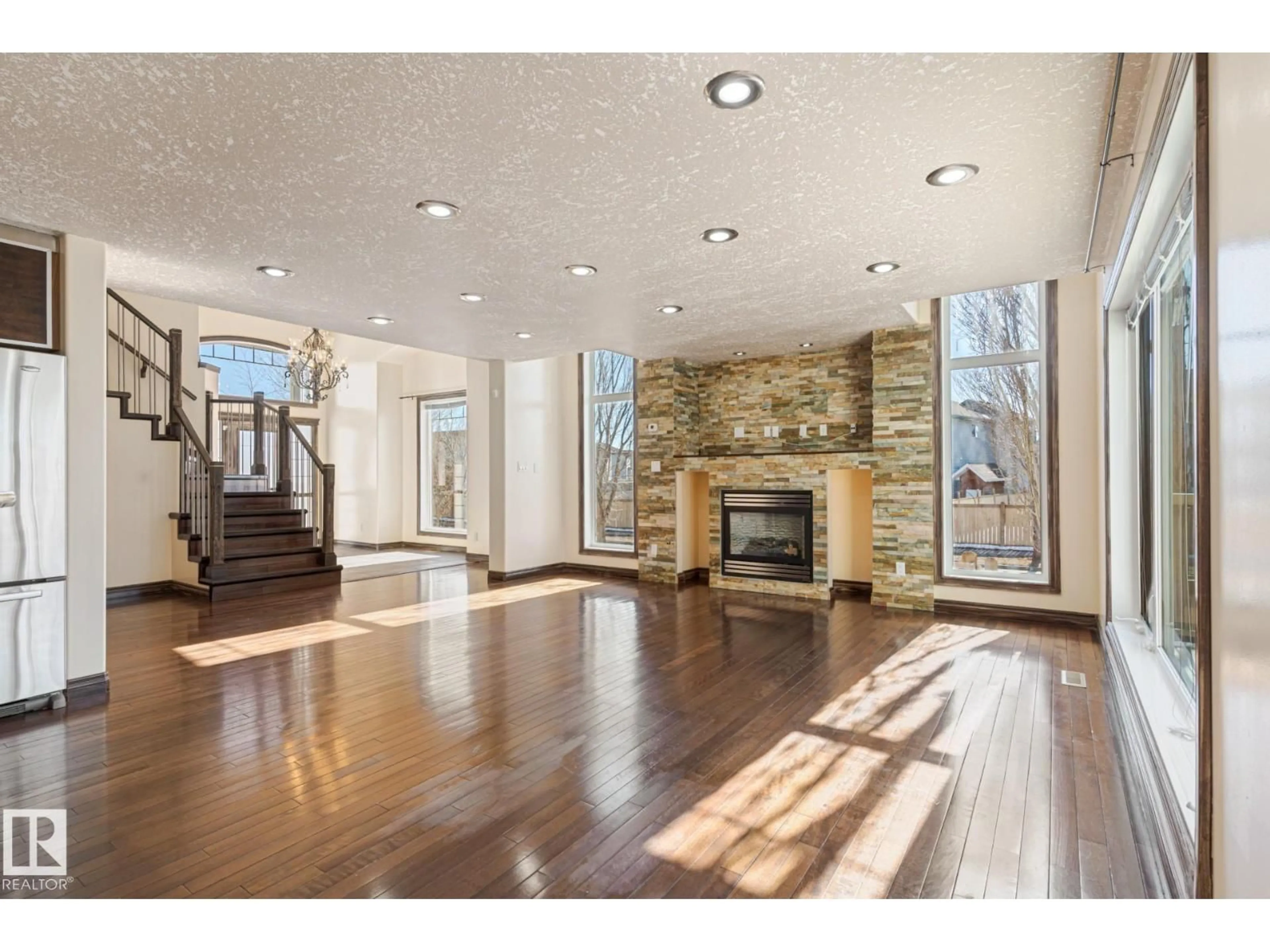 Indoor foyer for 126 ANISE CL, Leduc Alberta T9E0C7