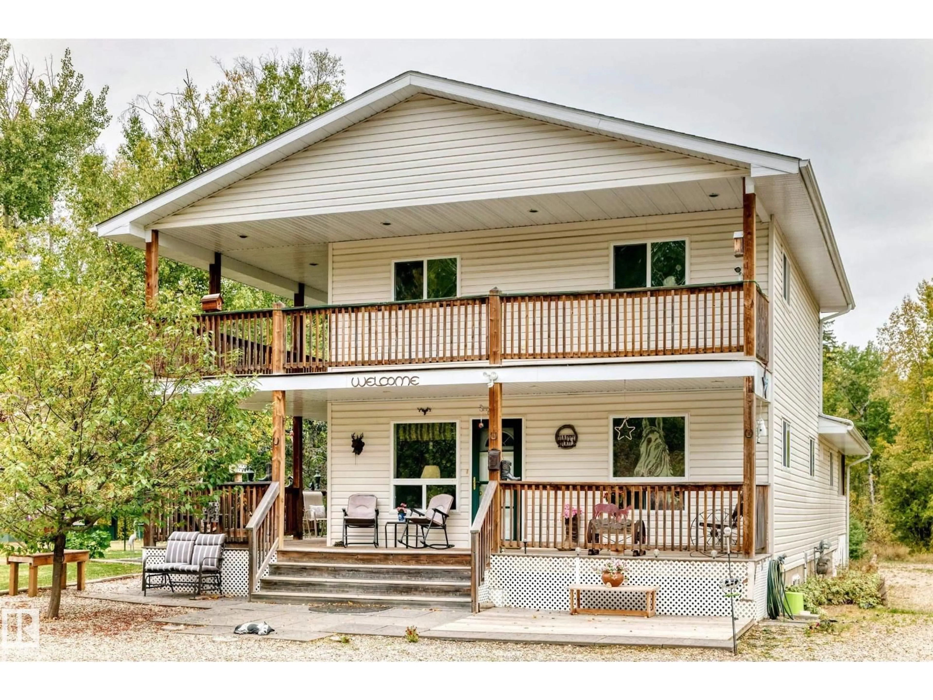 Home with vinyl exterior material, unknown for 111 - 3406 TWP RD 552, Rural Lac Ste. Anne County Alberta T0E1A0