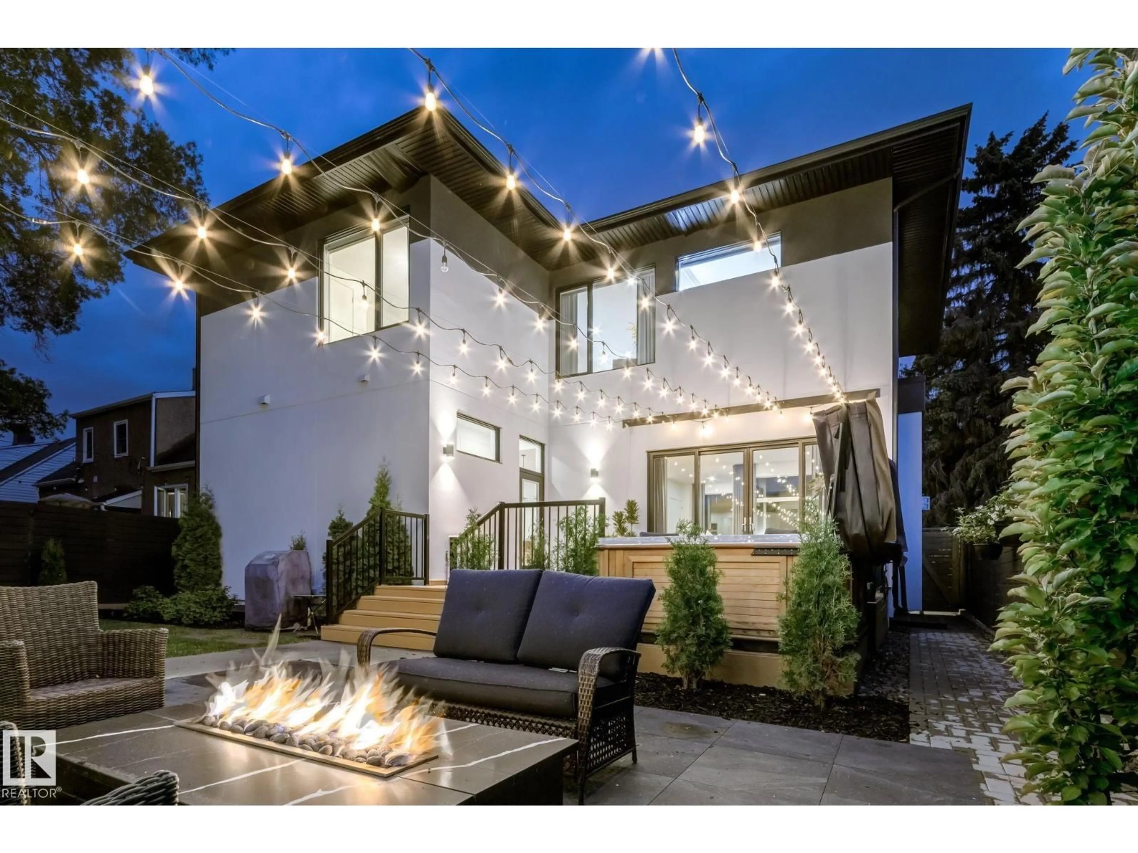 Patio, street for 10979 122 ST, Edmonton Alberta T5M0A9