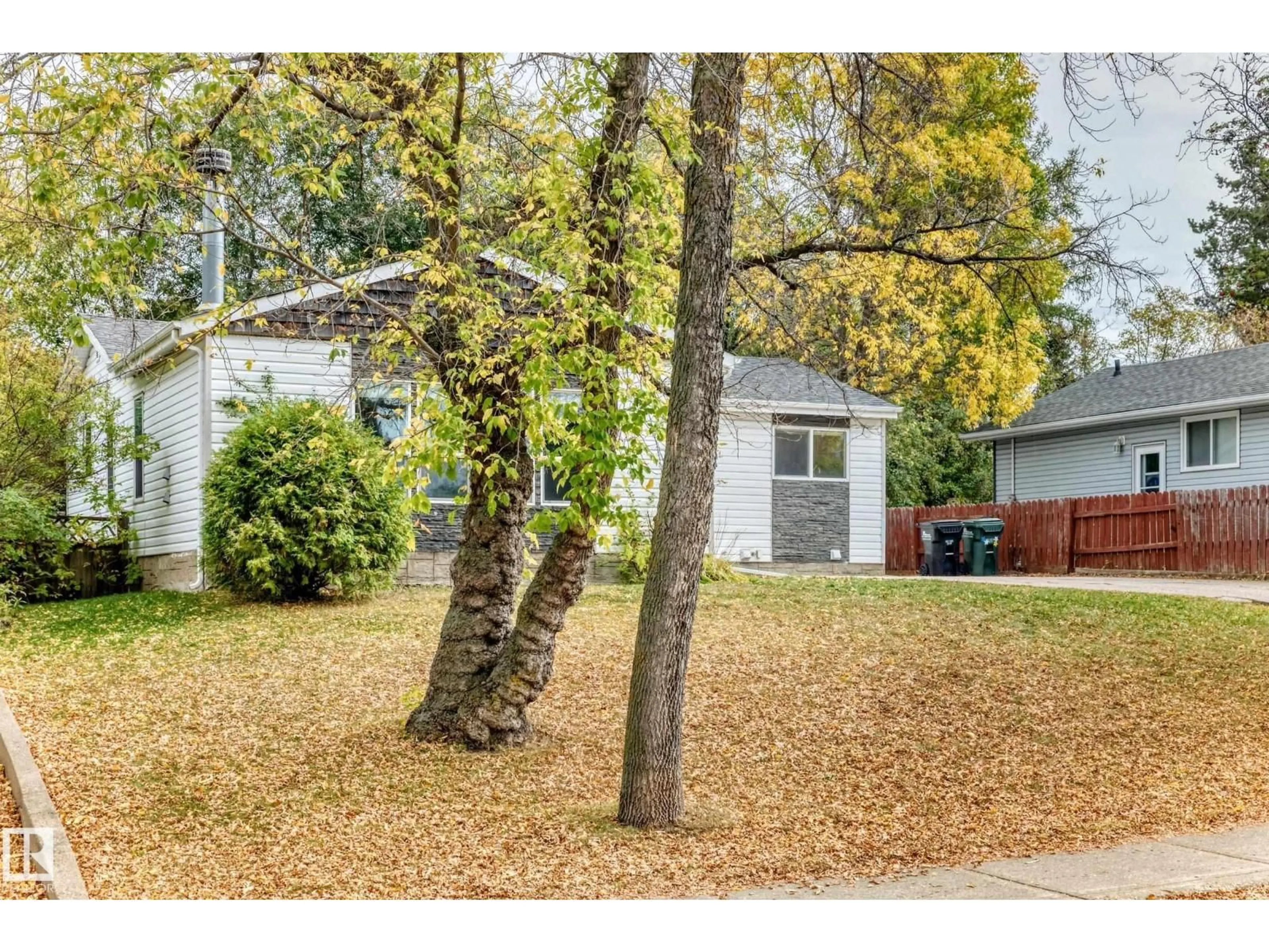 Unknown for 139 WILLOW ST, Sherwood Park Alberta T8A1P3