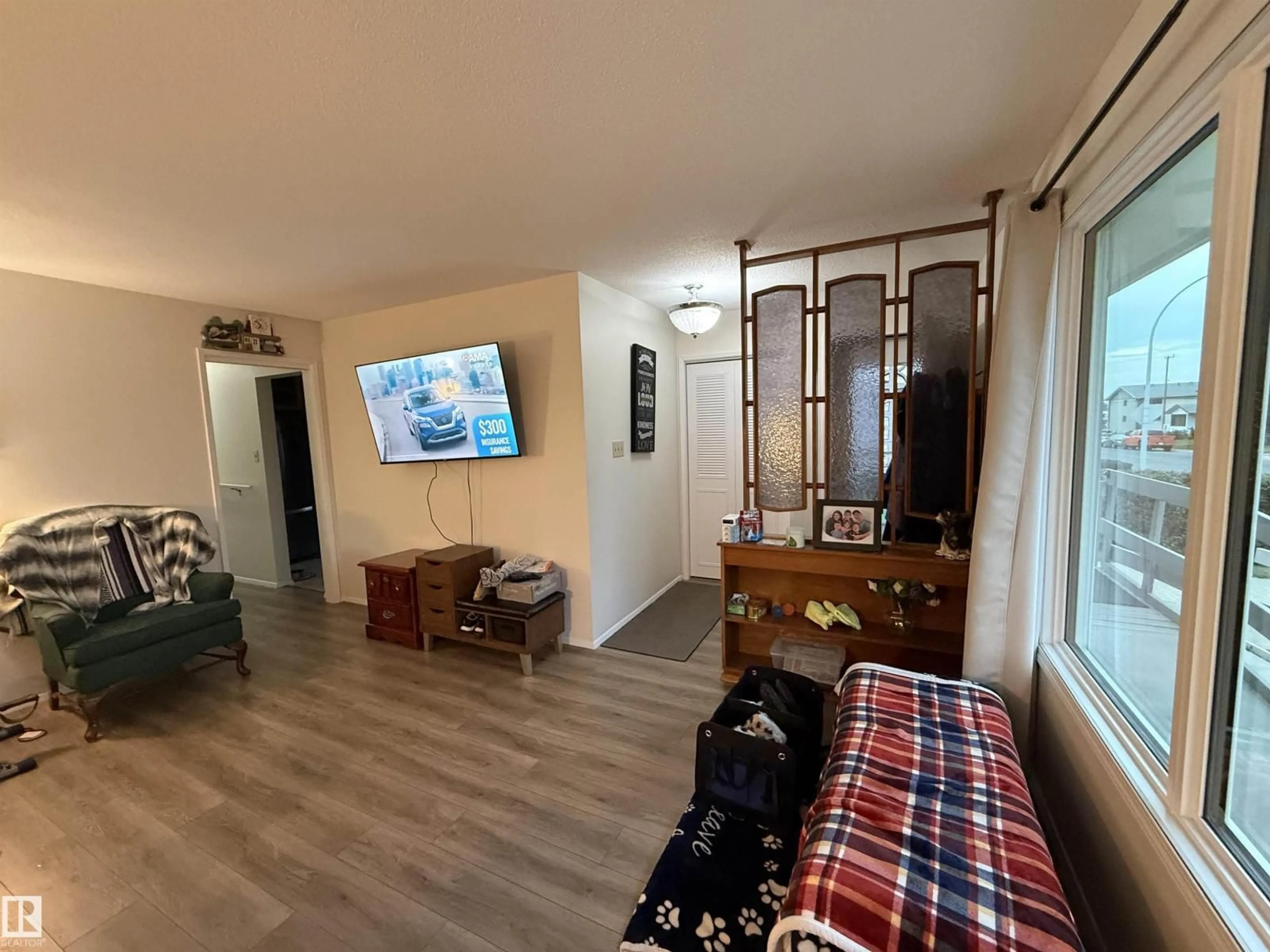 A pic of a room for 3512 114 AV, Edmonton Alberta T5W0S3