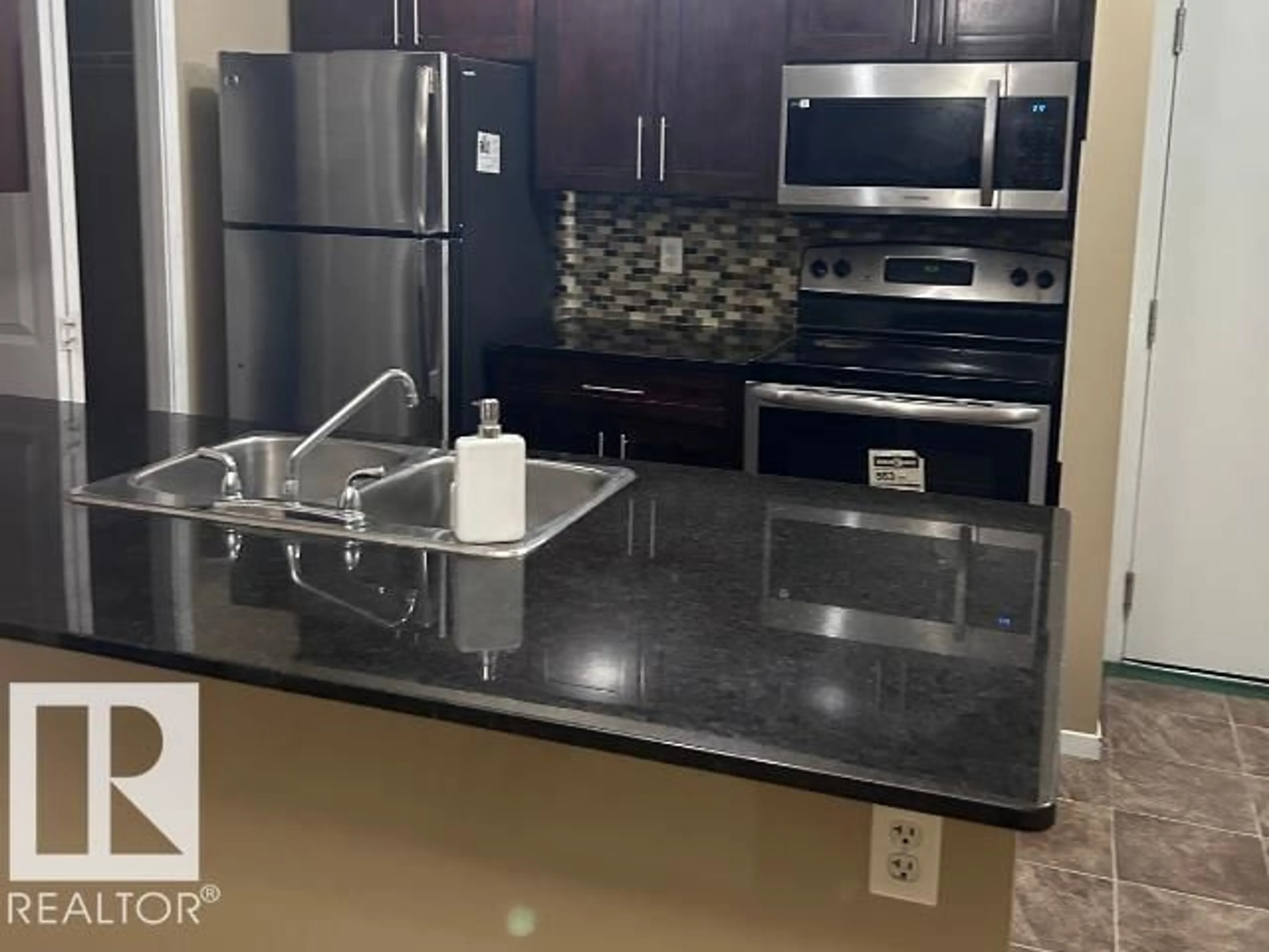 Standard kitchen, unknown for 111 - 106 WATT COMMON SW, Edmonton Alberta T6X2C6