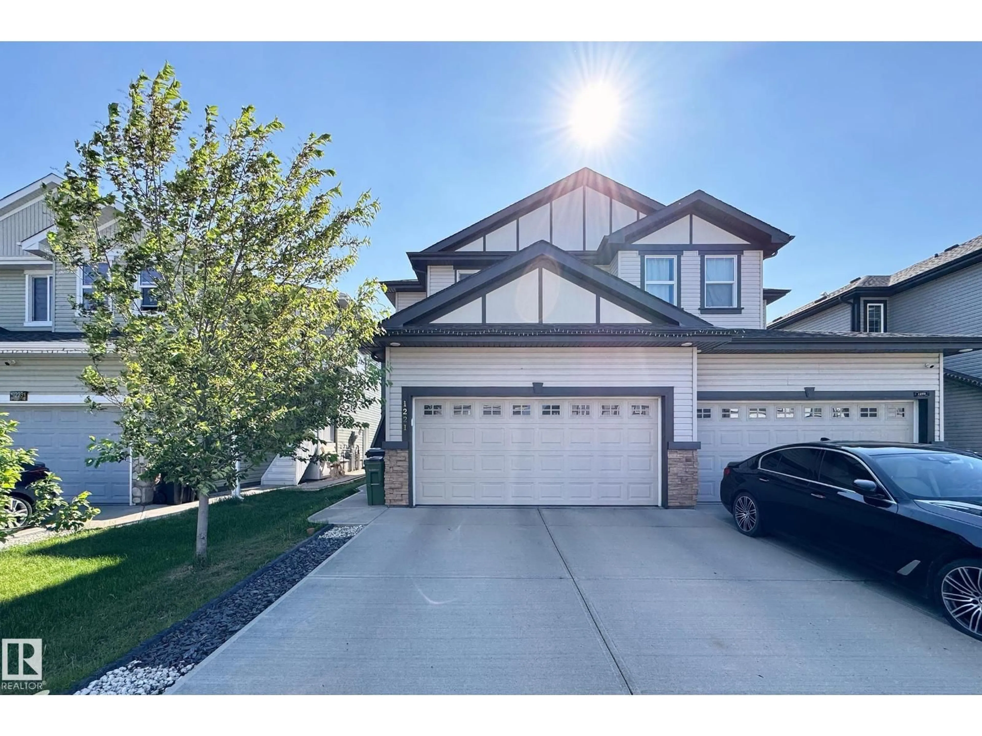 A pic from outside/outdoor area/front of a property/back of a property/a pic from drone, street for 1221 27 ST, Edmonton Alberta T6T2J2