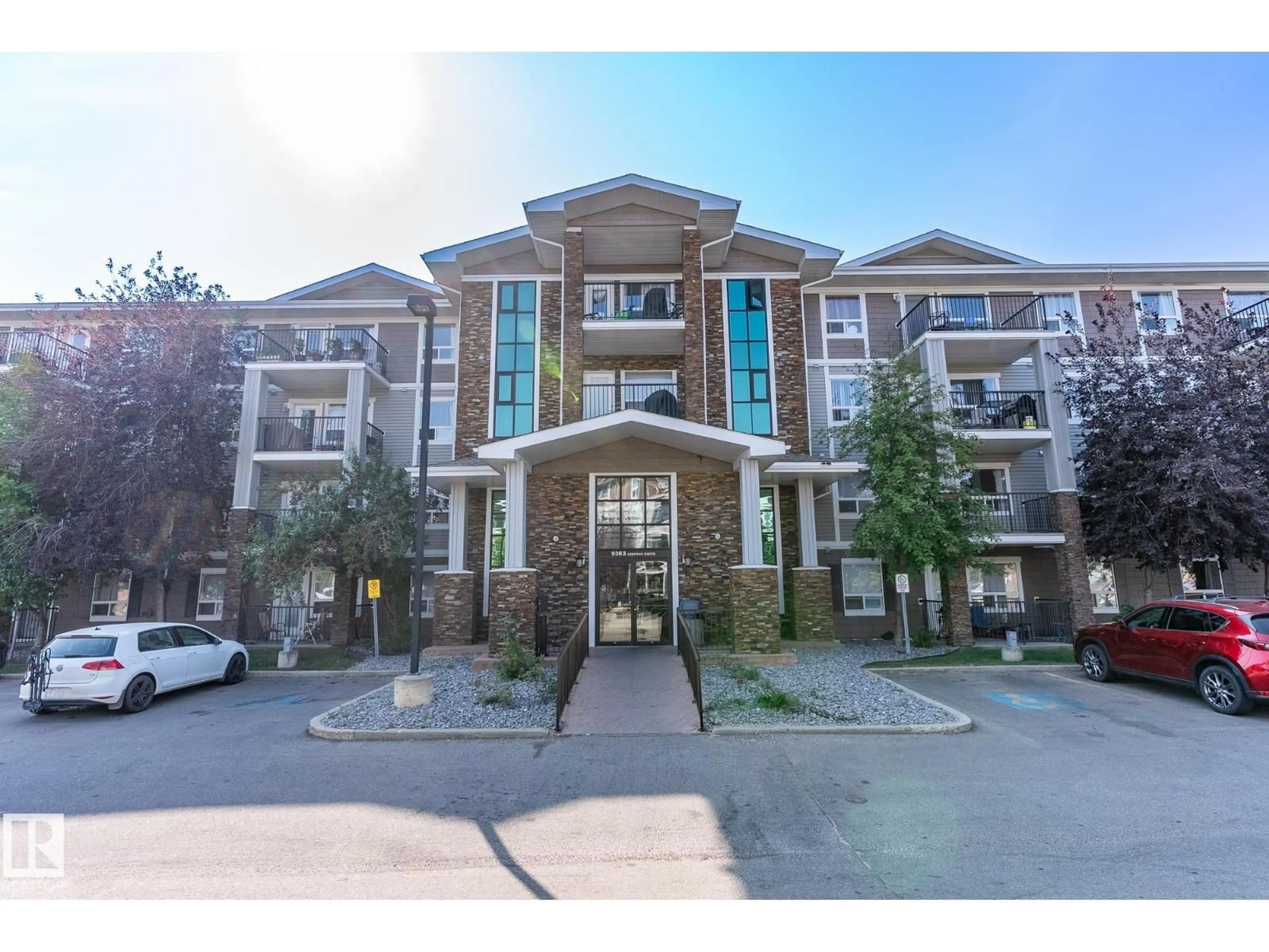 Unknown for 9363 - 1422 SIMPSON DR, Edmonton Alberta T6R0N2