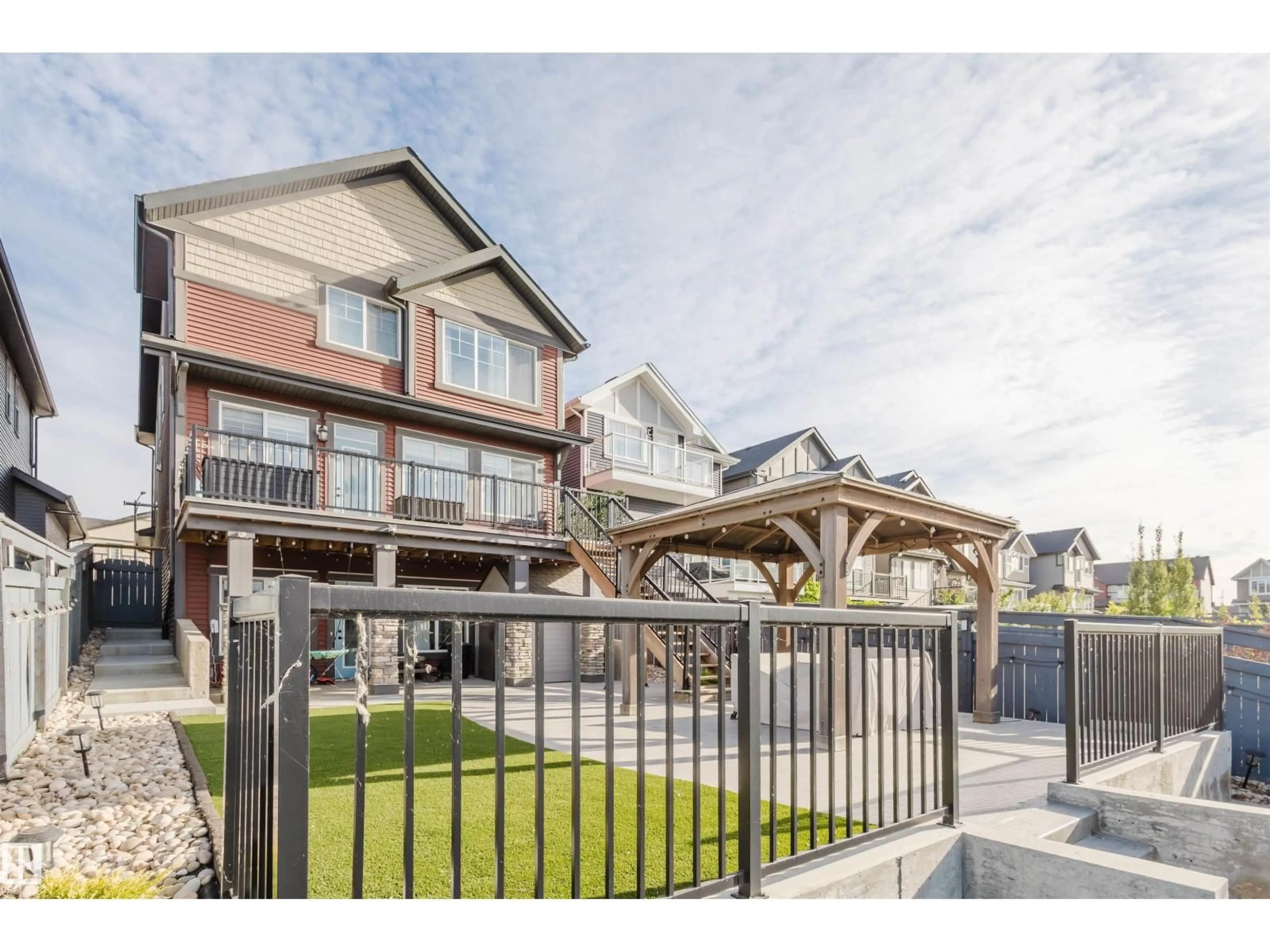 Patio, unknown for SW - 1415 DARBY GREEN GR, Edmonton Alberta T6W4N4