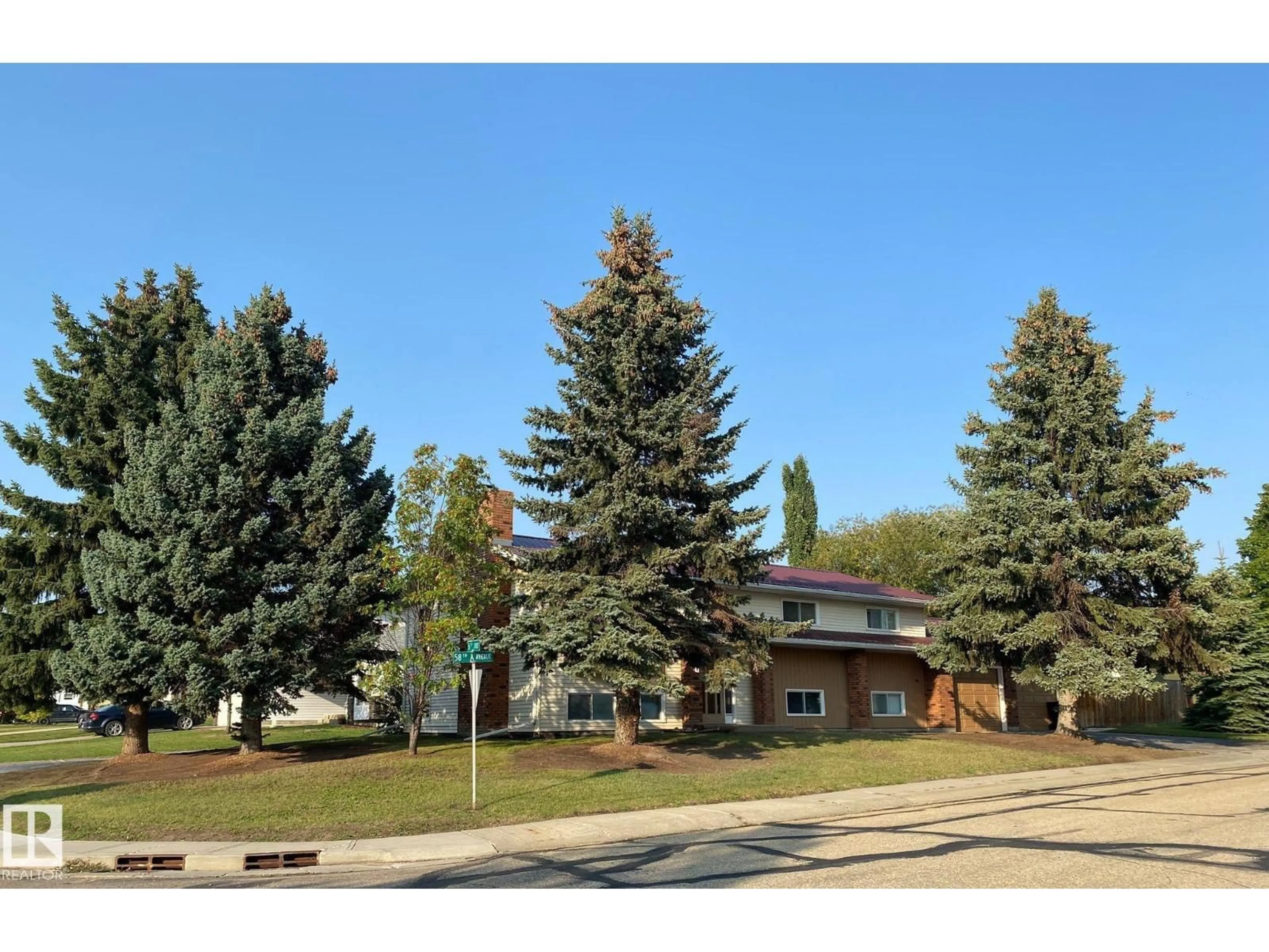 Unknown for 5811 56 ST, Barrhead Alberta T7N1C8