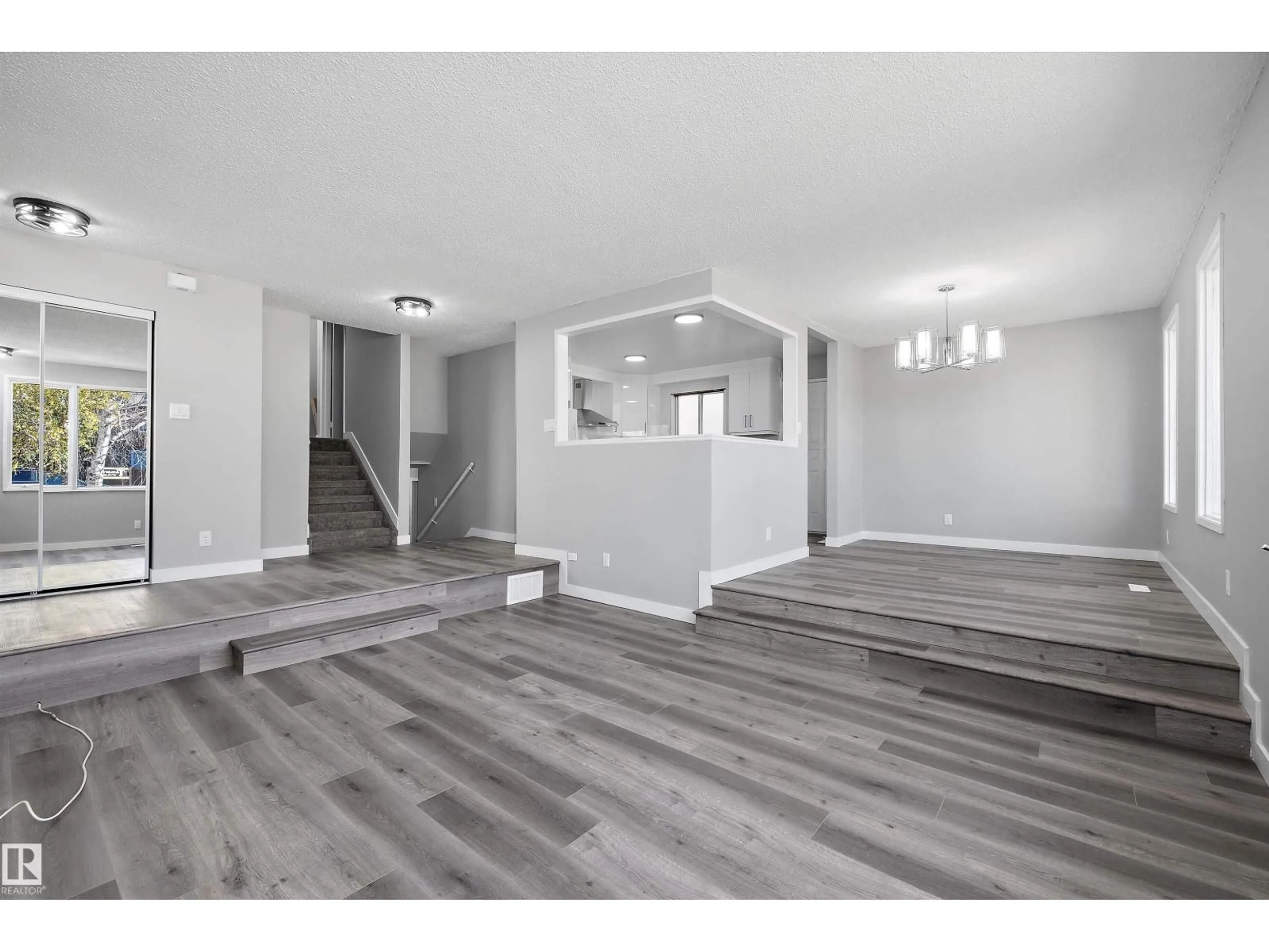 Unknown for 2019 38 ST, Edmonton Alberta T6L3G9