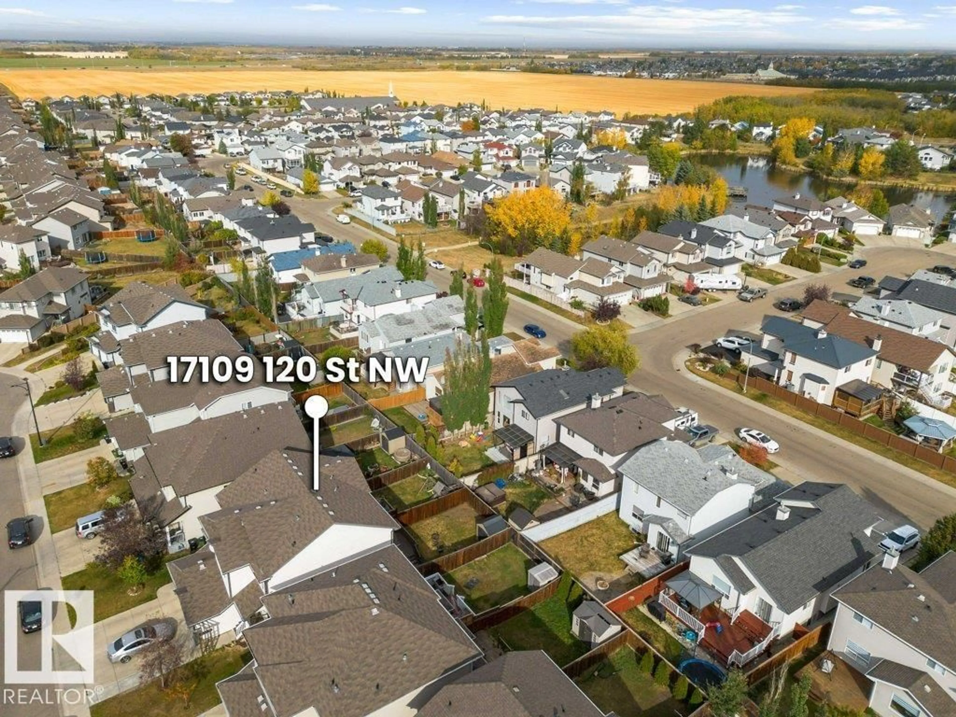 A pic from outside/outdoor area/front of a property/back of a property/a pic from drone, street for 17109 120 ST, Edmonton Alberta T5X0H5