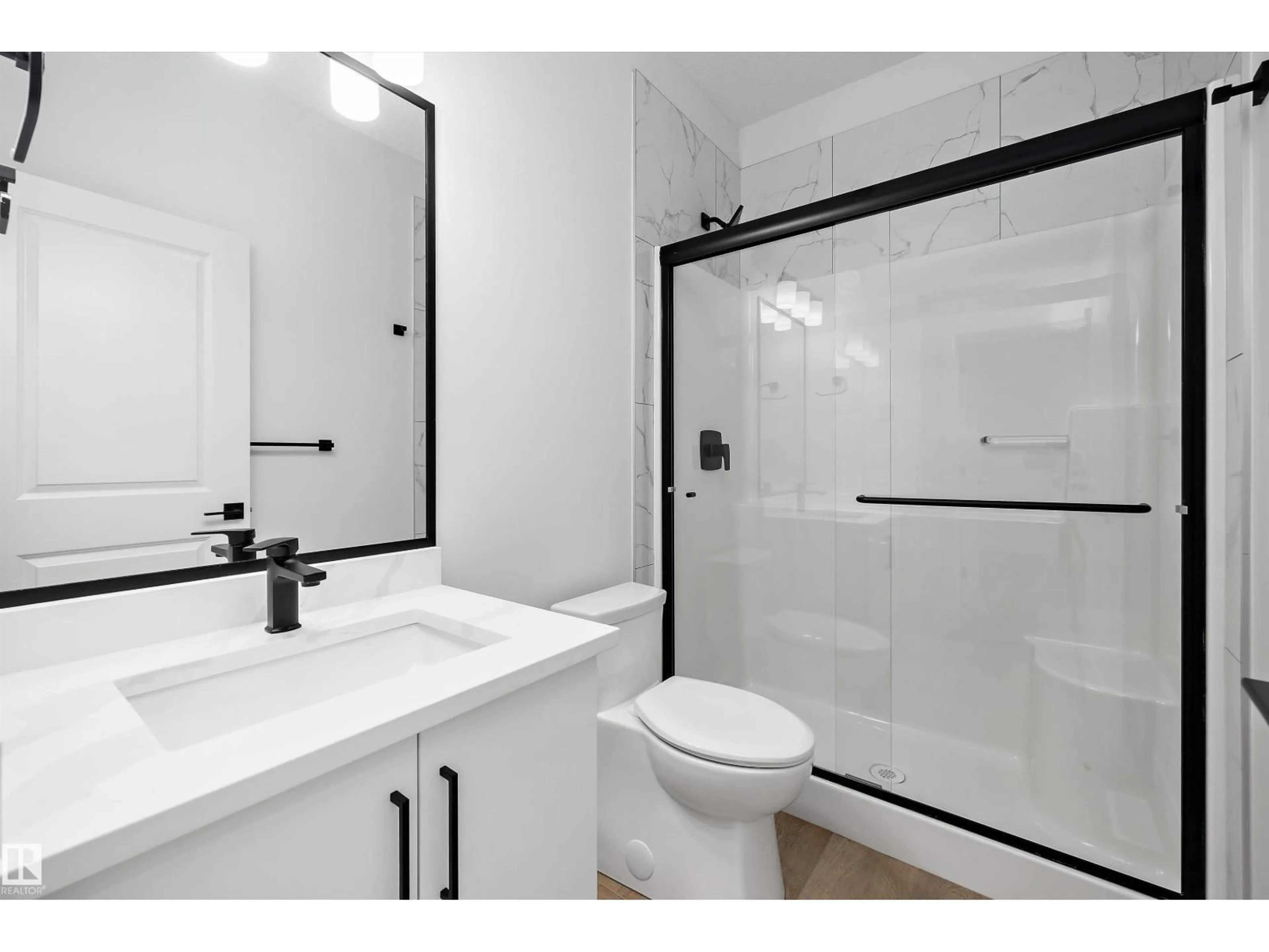 Standard bathroom, ceramic/tile floor for 28 CHARTRES CL, St. Albert Alberta T8T2C9