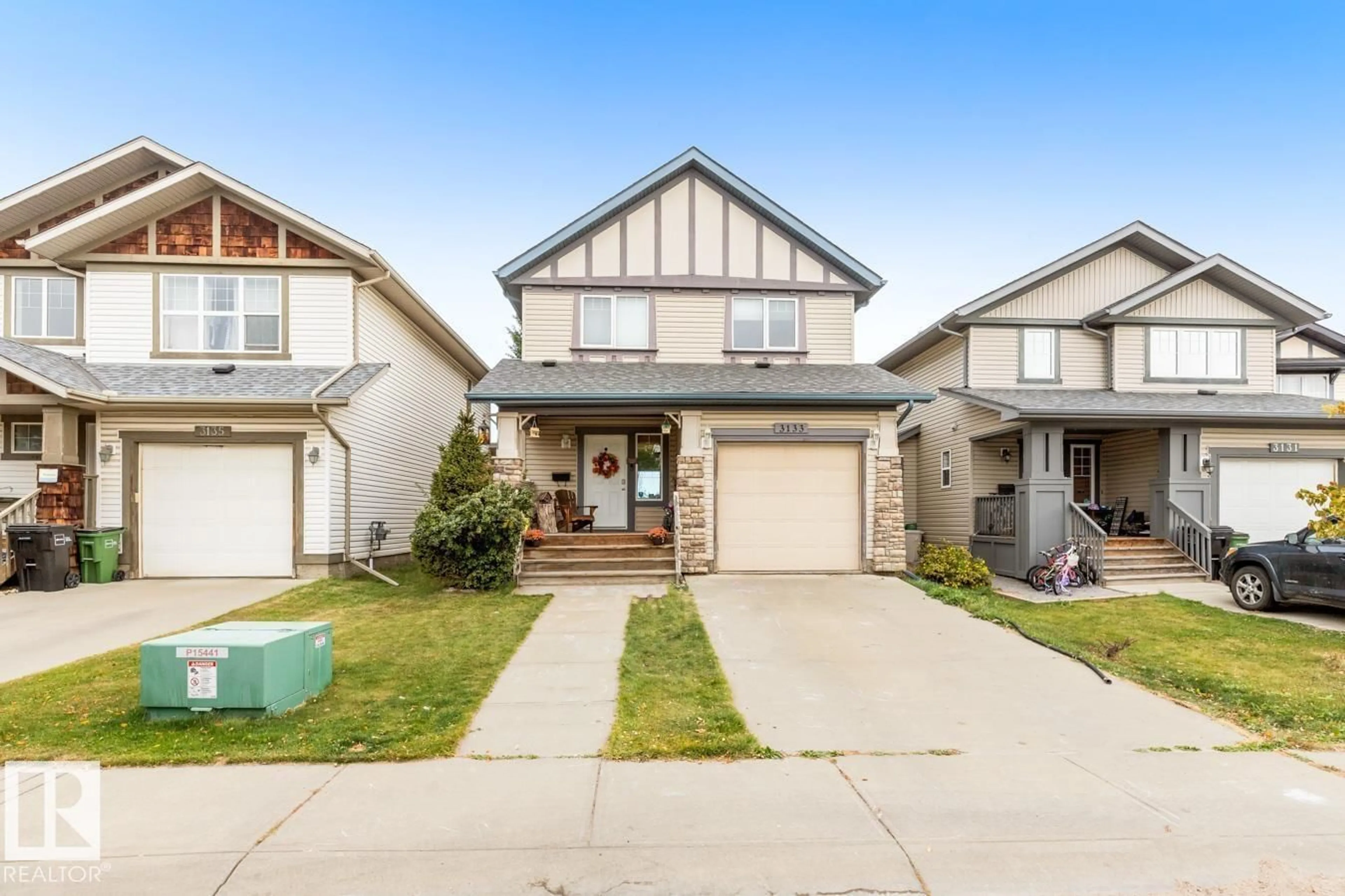 Home with vinyl exterior material, street for 3133 TRELLE LO, Edmonton Alberta T6R0A1
