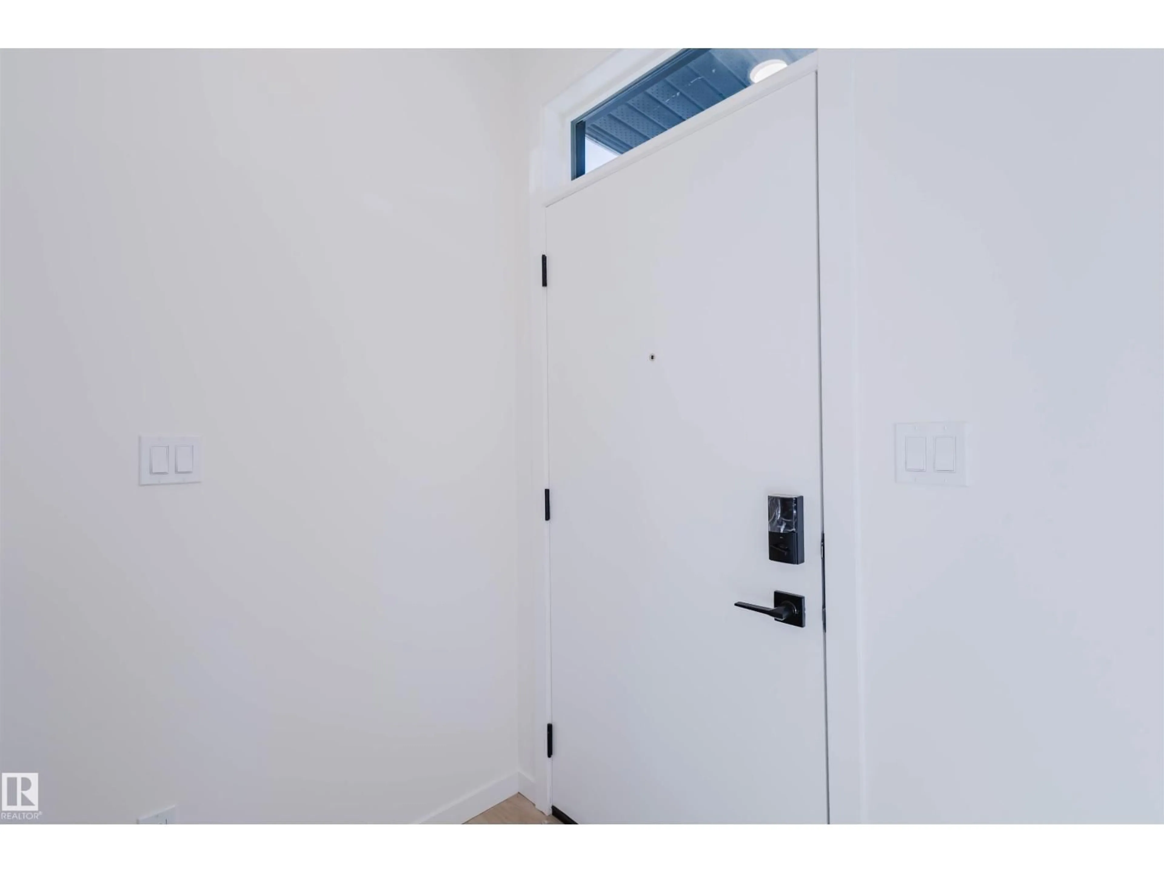 Unknown for SW - 463 33 ST, Edmonton Alberta T6X3C9