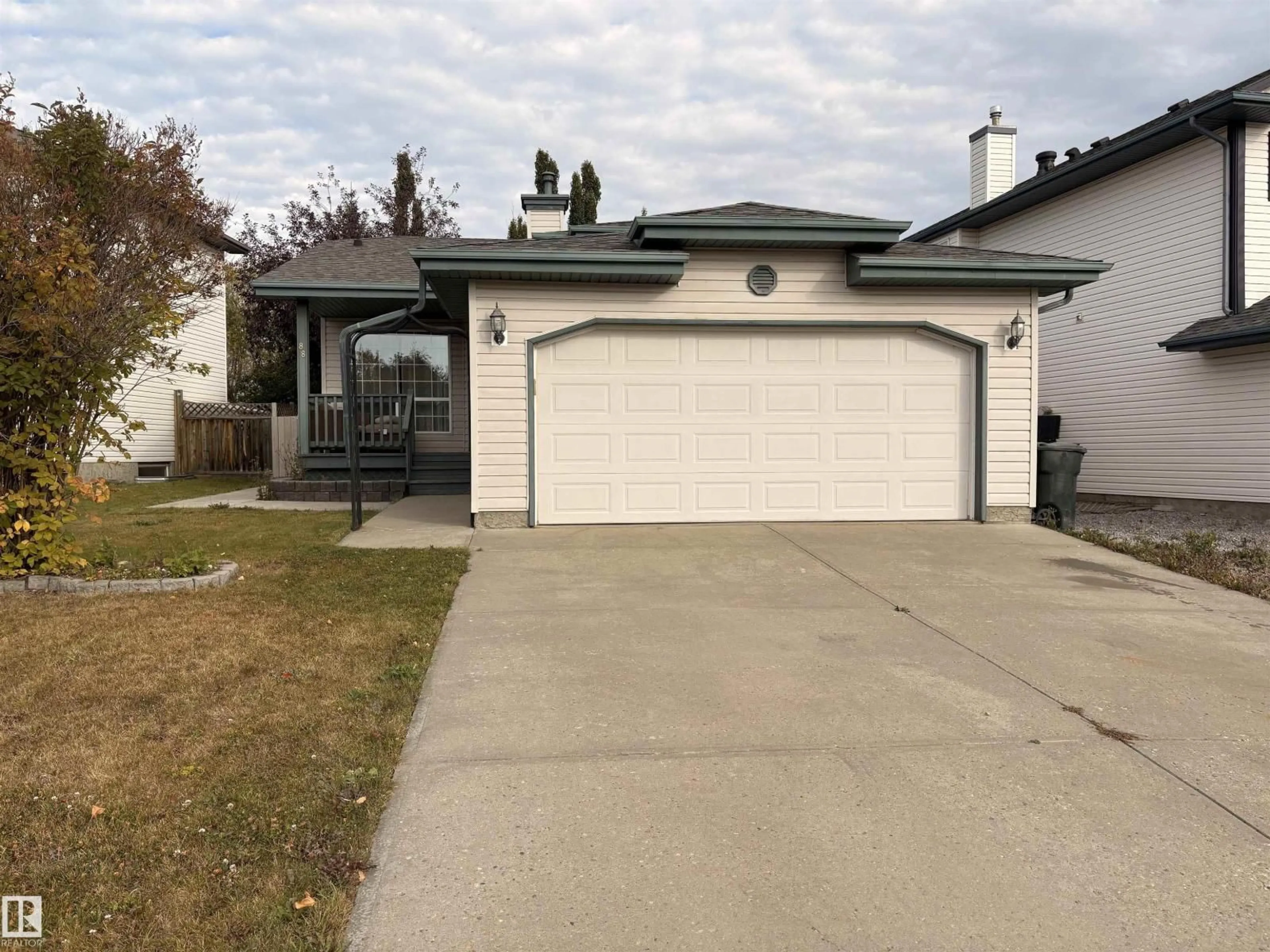 Unknown for 88 LANDSDOWNE DR, Spruce Grove Alberta T7X3X8