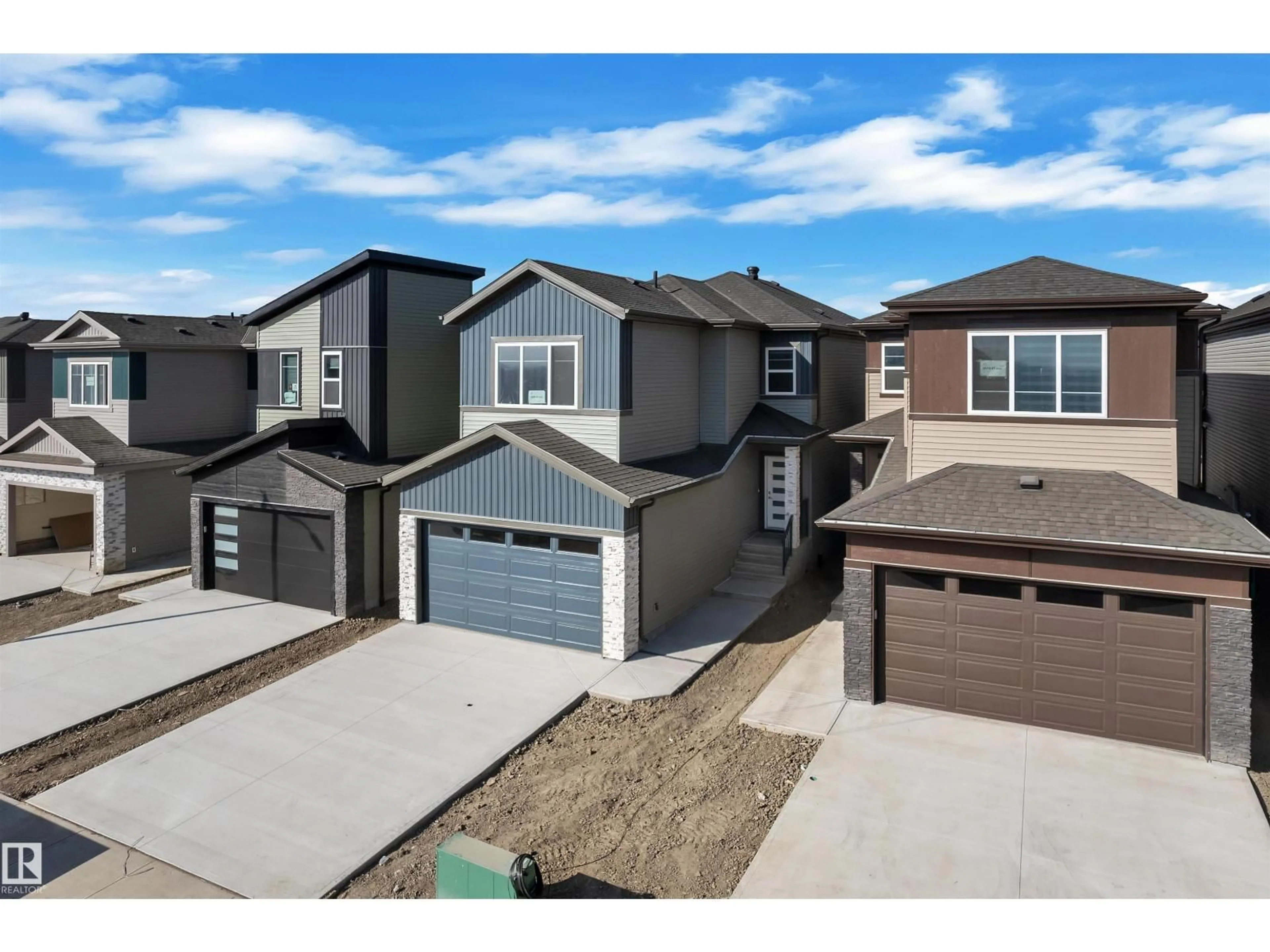 A pic from outside/outdoor area/front of a property/back of a property/a pic from drone, street for 3520 41 AV, Beaumont Alberta T4X3H3