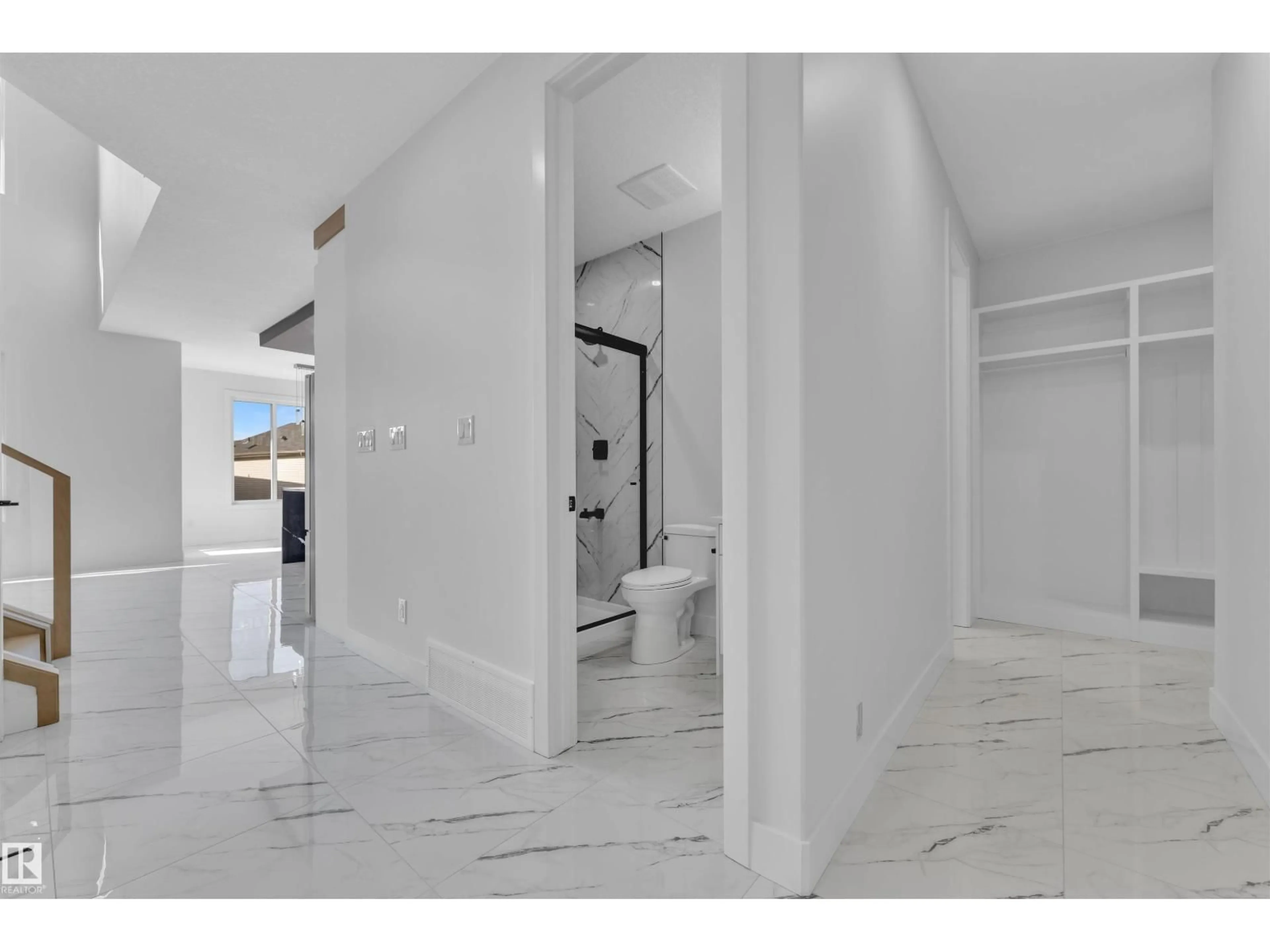 Unknown for 415 PINE PT, Leduc Alberta T9E1S7