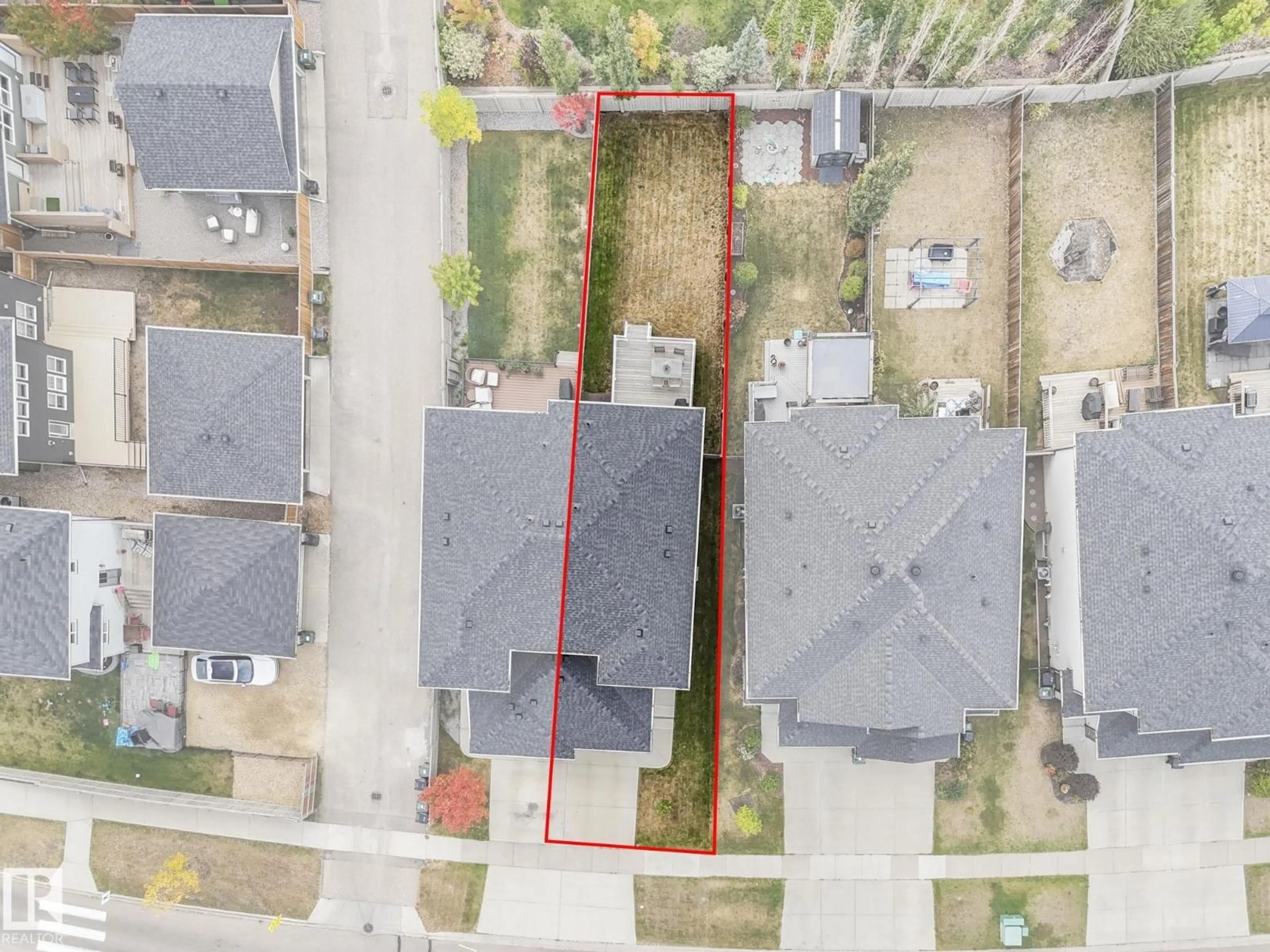 A pic from outside/outdoor area/front of a property/back of a property/a pic from drone, street for 103 AMBERLEY WY, Sherwood Park Alberta T8H0P5