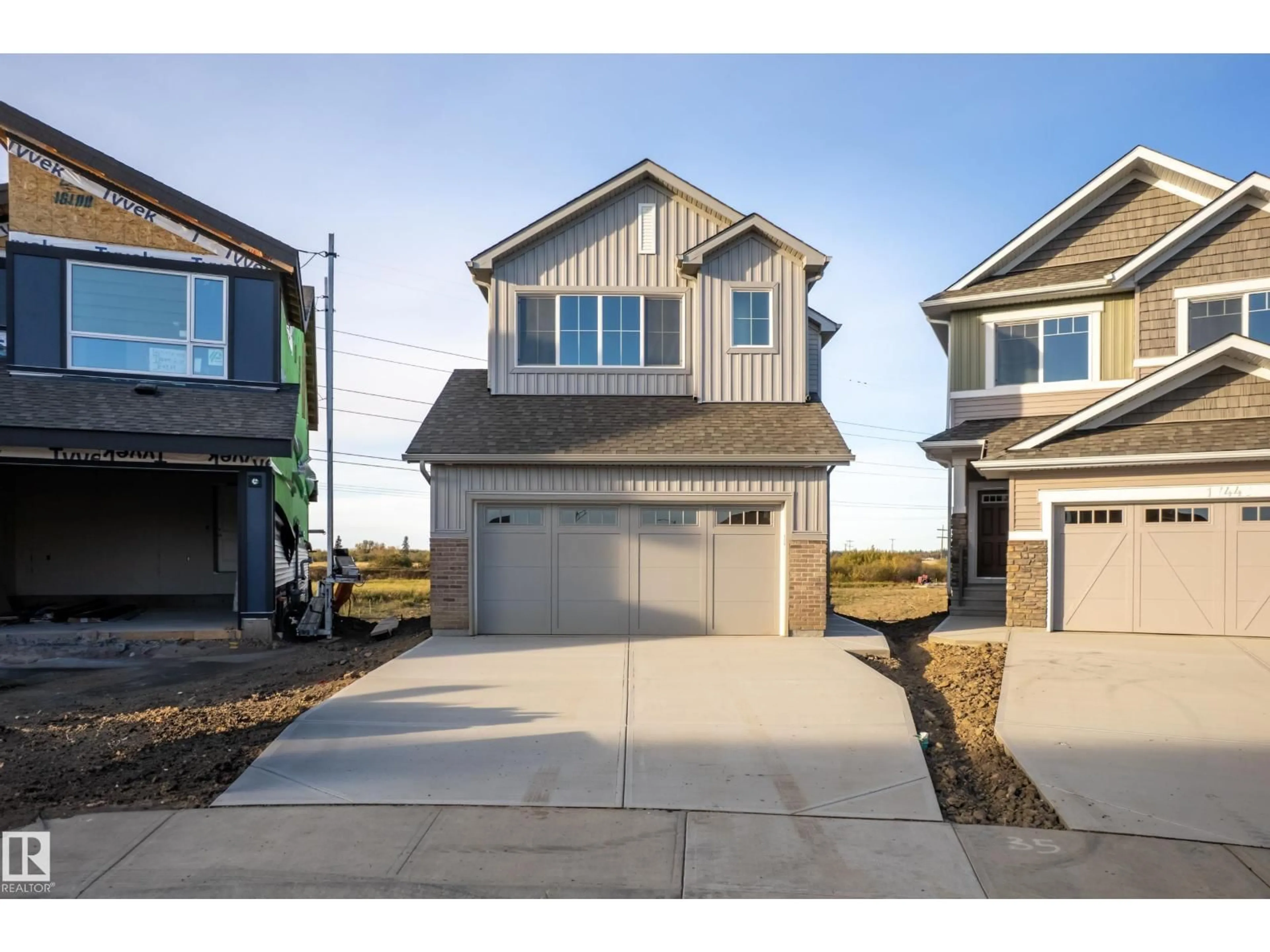 Unknown for NW - 17448 2 ST, Edmonton Alberta T5Y4G6