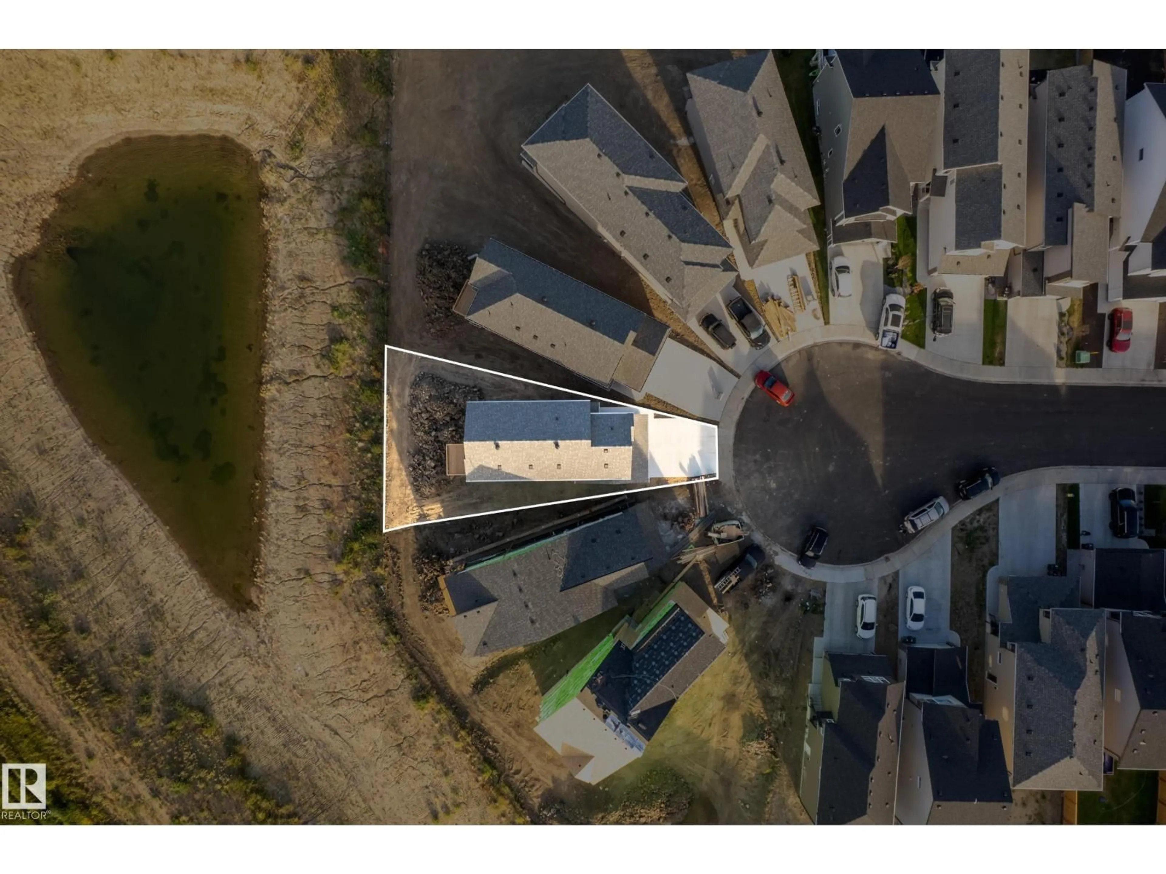 A pic from outside/outdoor area/front of a property/back of a property/a pic from drone, city buildings view from balcony for NW - 17448 2 ST, Edmonton Alberta T5Y4G6