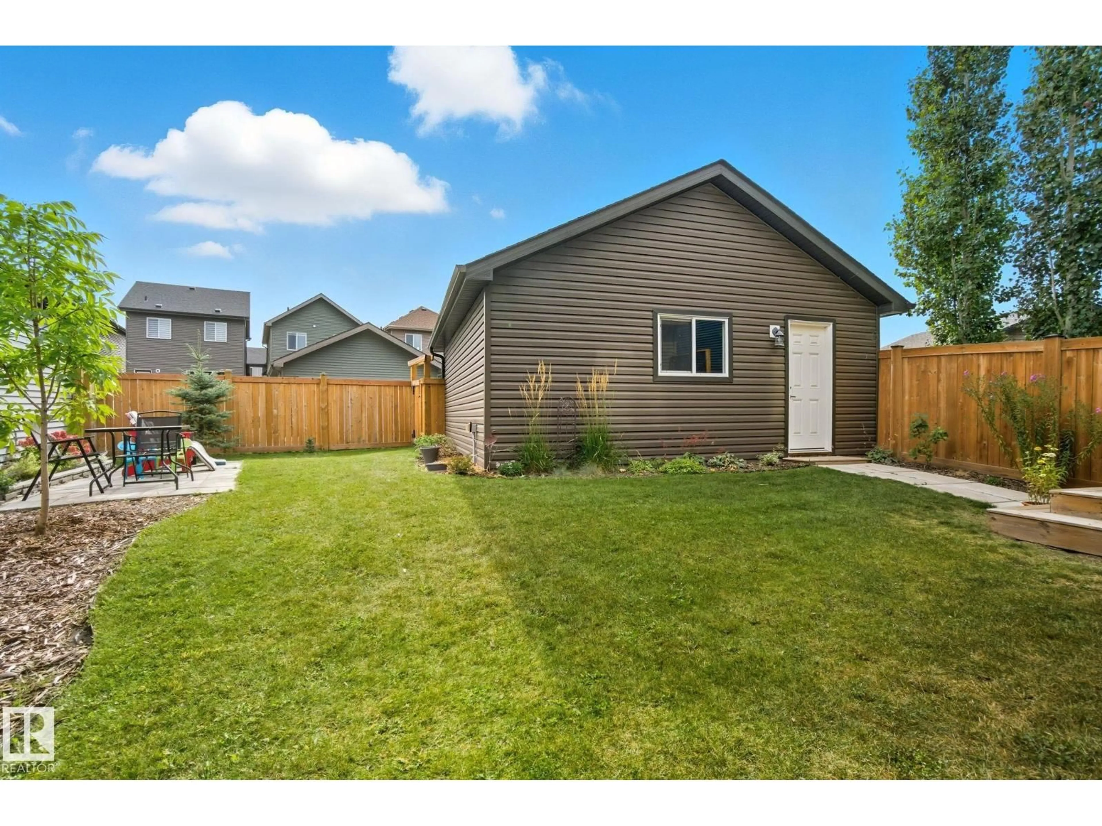 Unknown for LI SW - 1700 GRAYDON HILL LINK, Edmonton Alberta T6W4C6