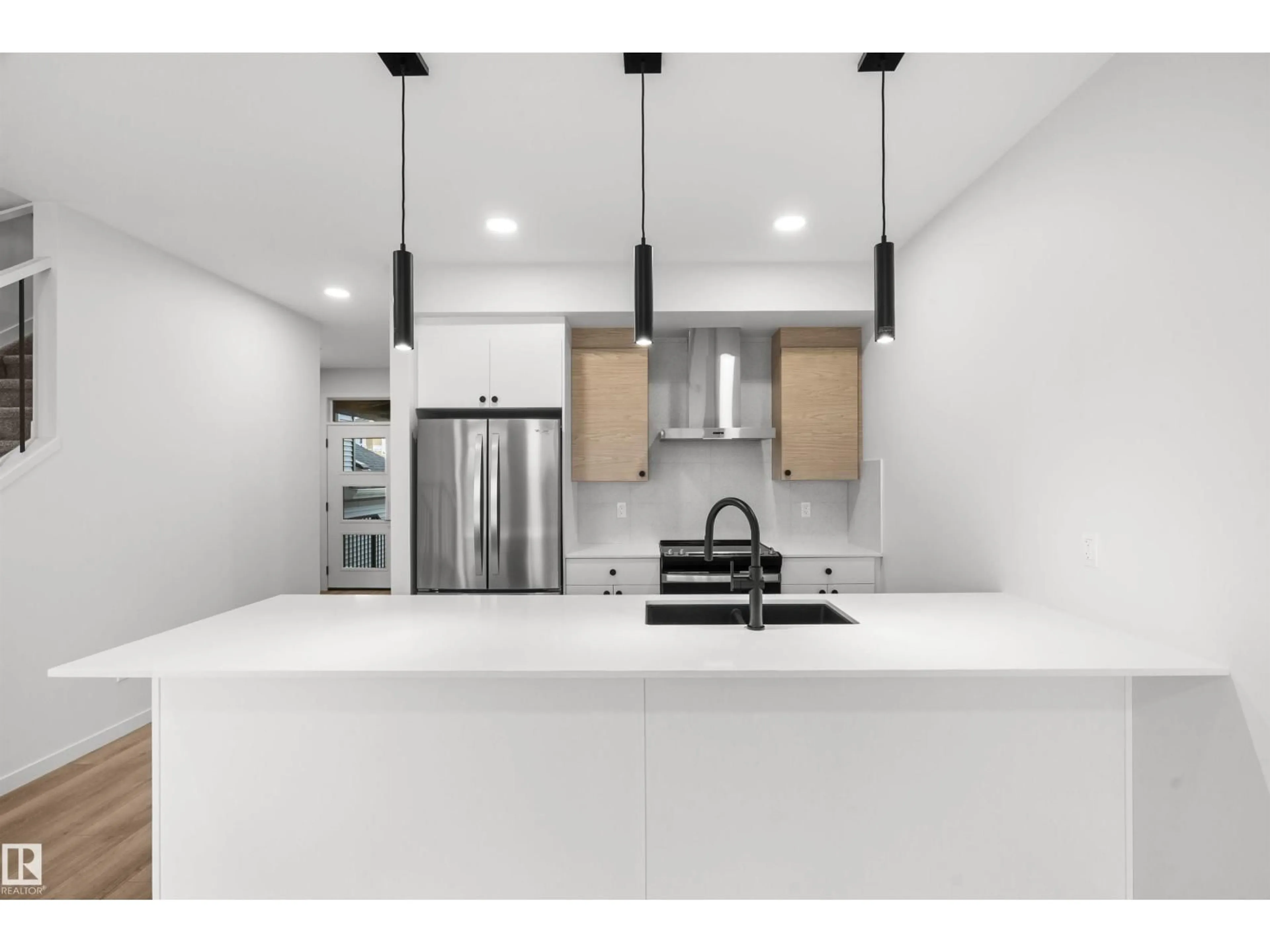Contemporary kitchen, unknown for 22931 80 AVENUE AVENUE, Edmonton Alberta T5T7Y1