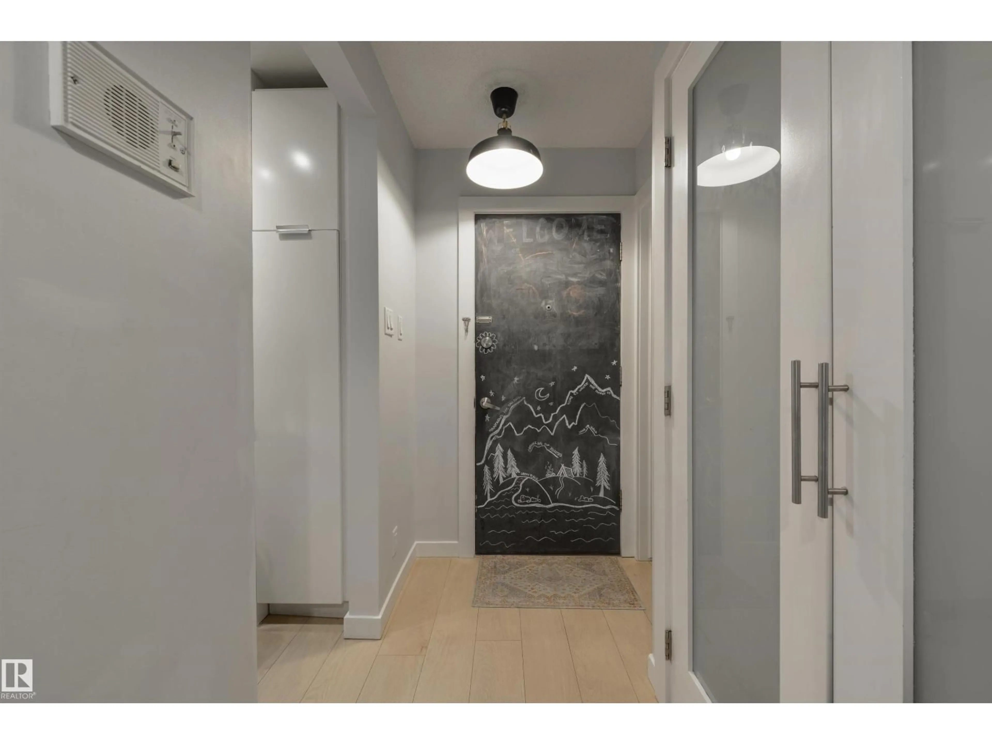 Indoor entryway for #301 - 10140 151 ST, Edmonton Alberta T5P1T4
