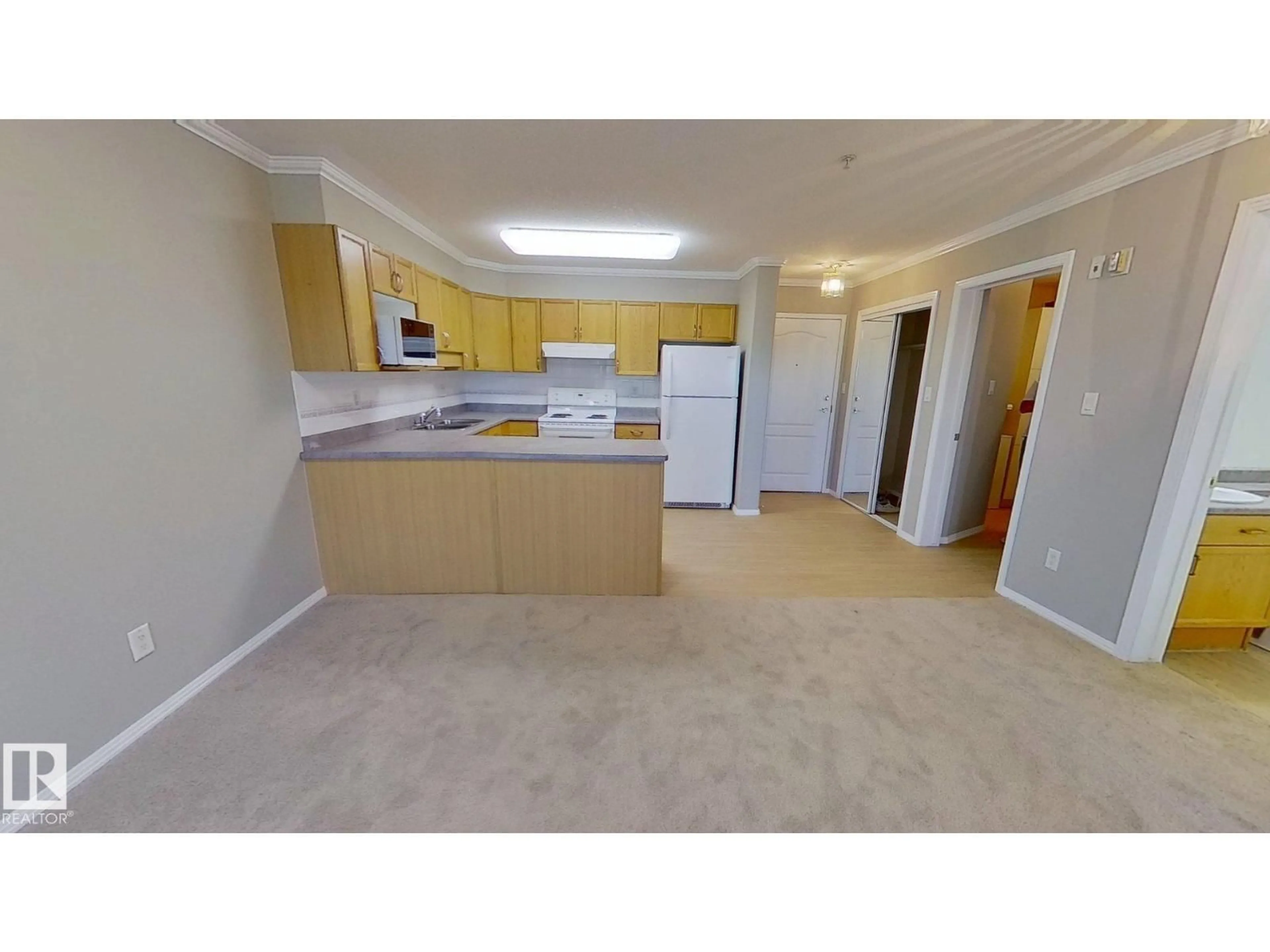 Unknown for 404 - 8315 83 ST, Edmonton Alberta T6C4R8
