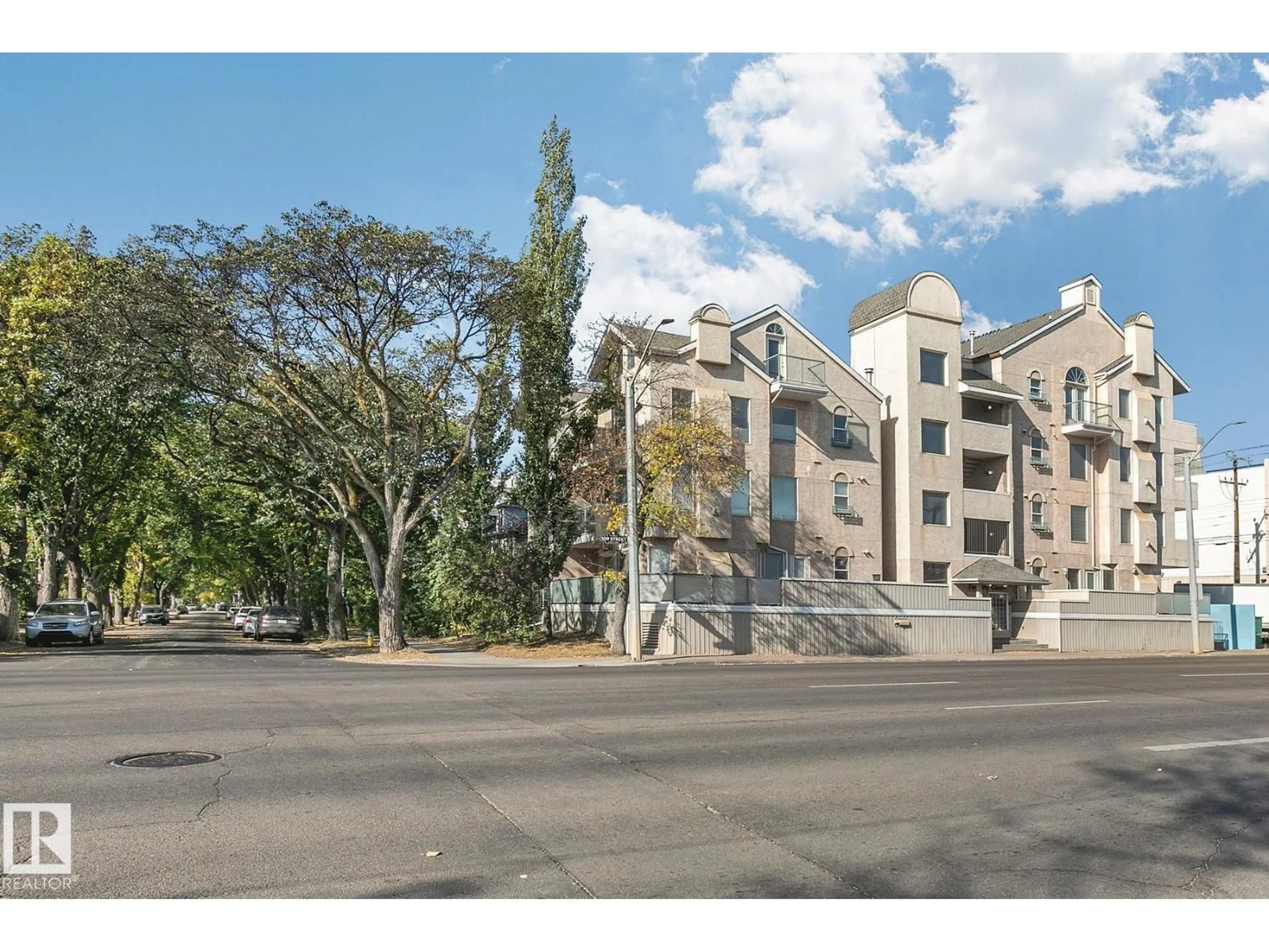 Unknown for #204 - 8108 109 ST, Edmonton Alberta T6G2V7