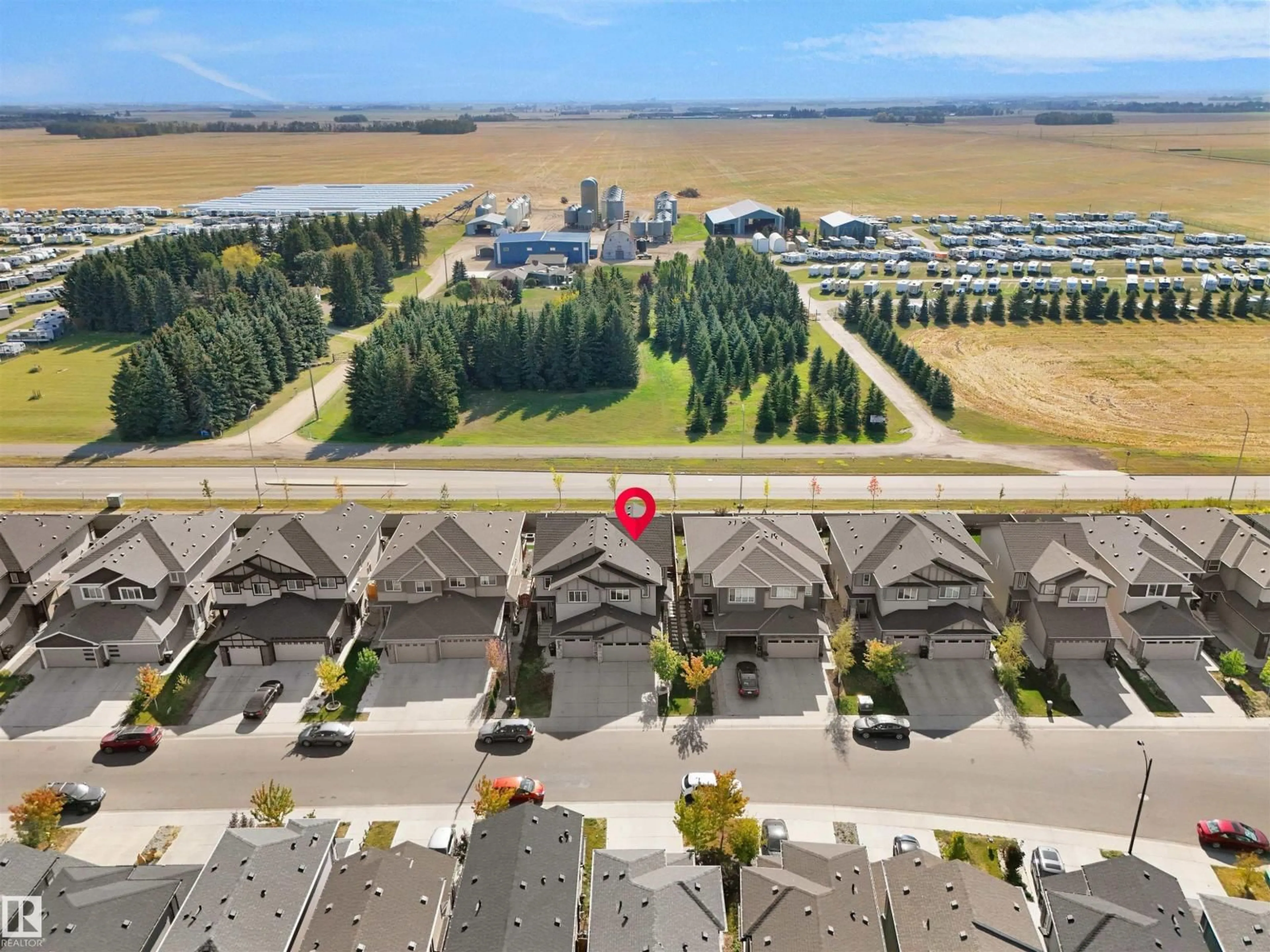A pic from outside/outdoor area/front of a property/back of a property/a pic from drone, unknown for 7626 CREIGHTON PL SW, Edmonton Alberta T6W3Z5
