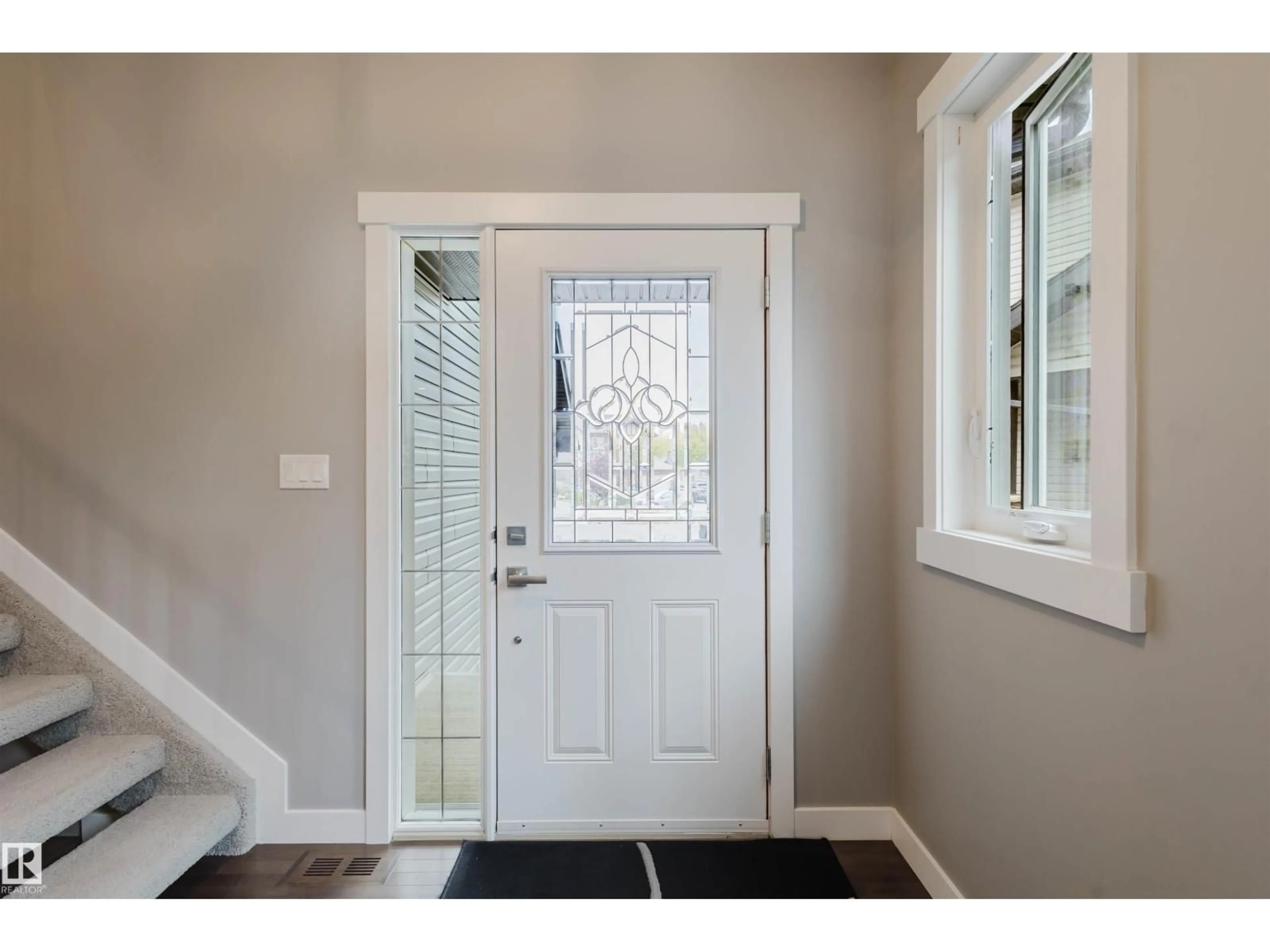 Indoor entryway for SW - 2117 69A ST, Edmonton Alberta T6X0S7