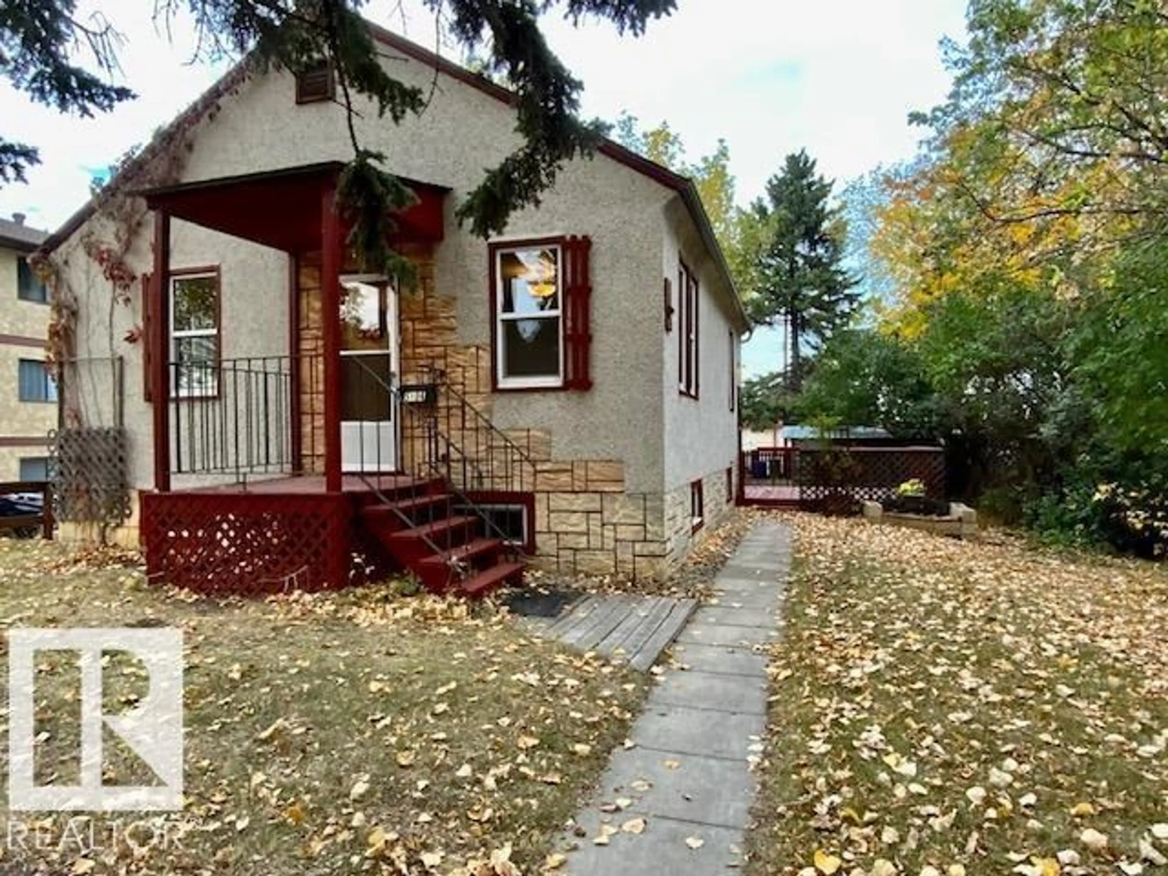 Unknown for 5104 52 AV, Wetaskiwin Alberta T9A0X3