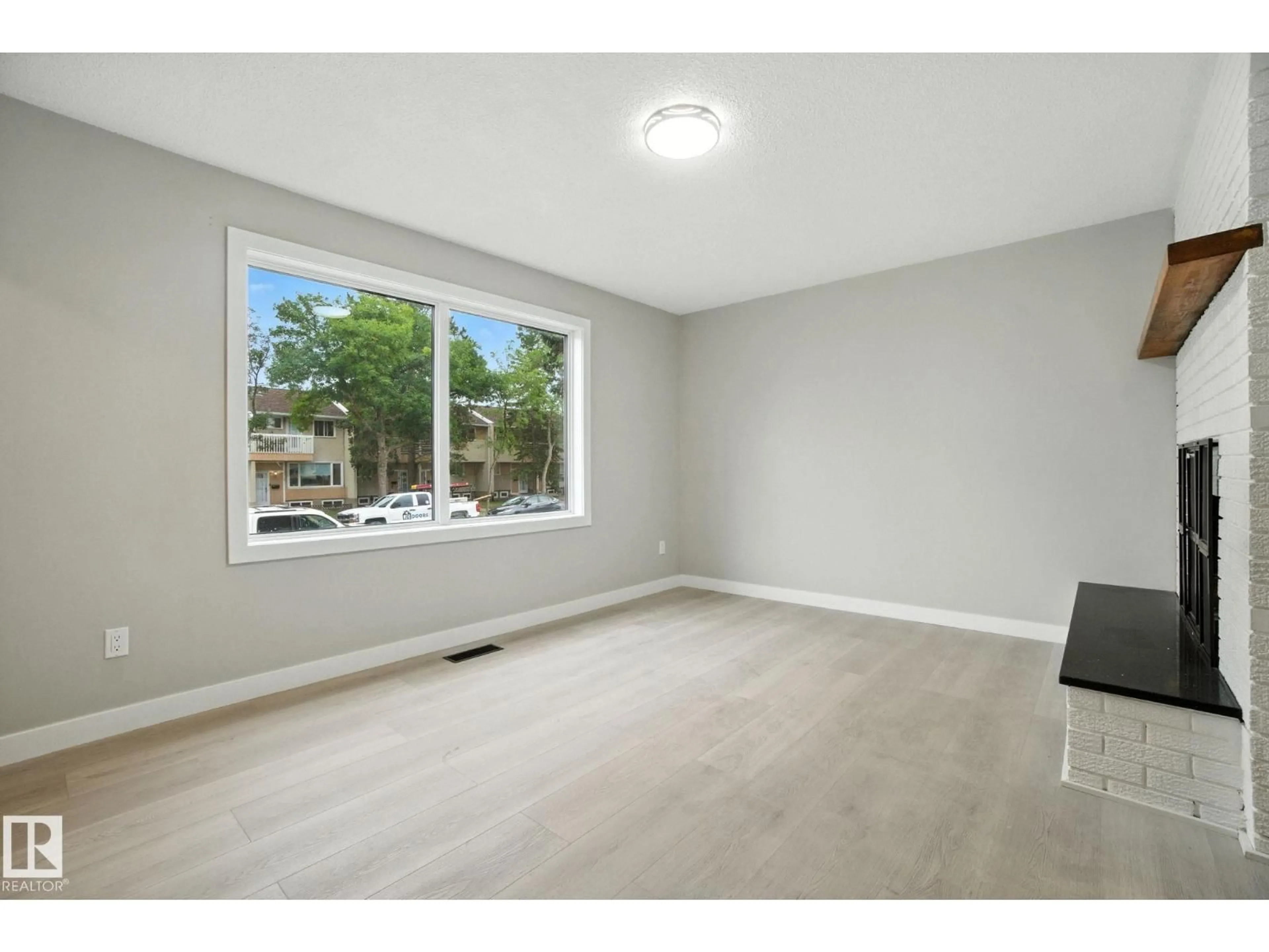 A pic of a room for NW - 13218 81 ST, Edmonton Alberta T5C1N7