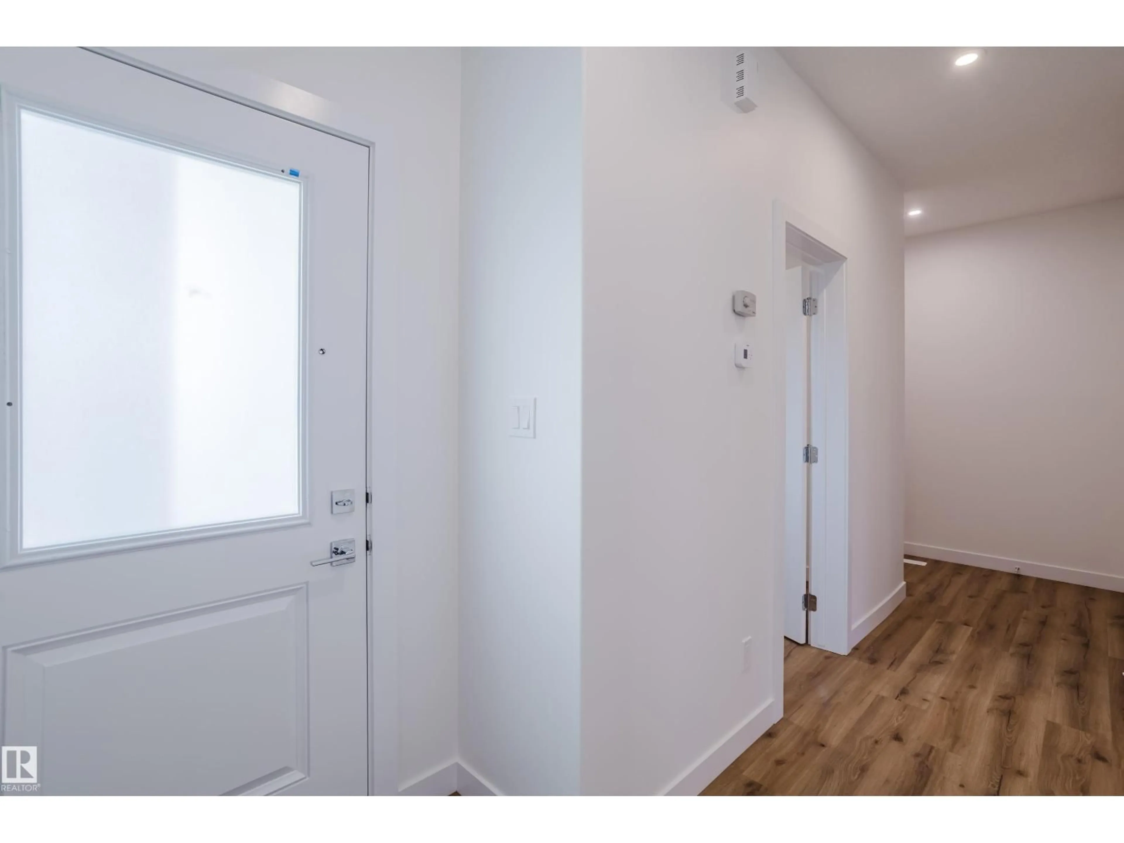 Indoor entryway for 144 MITCHELL BN, Leduc Alberta T9E1T5