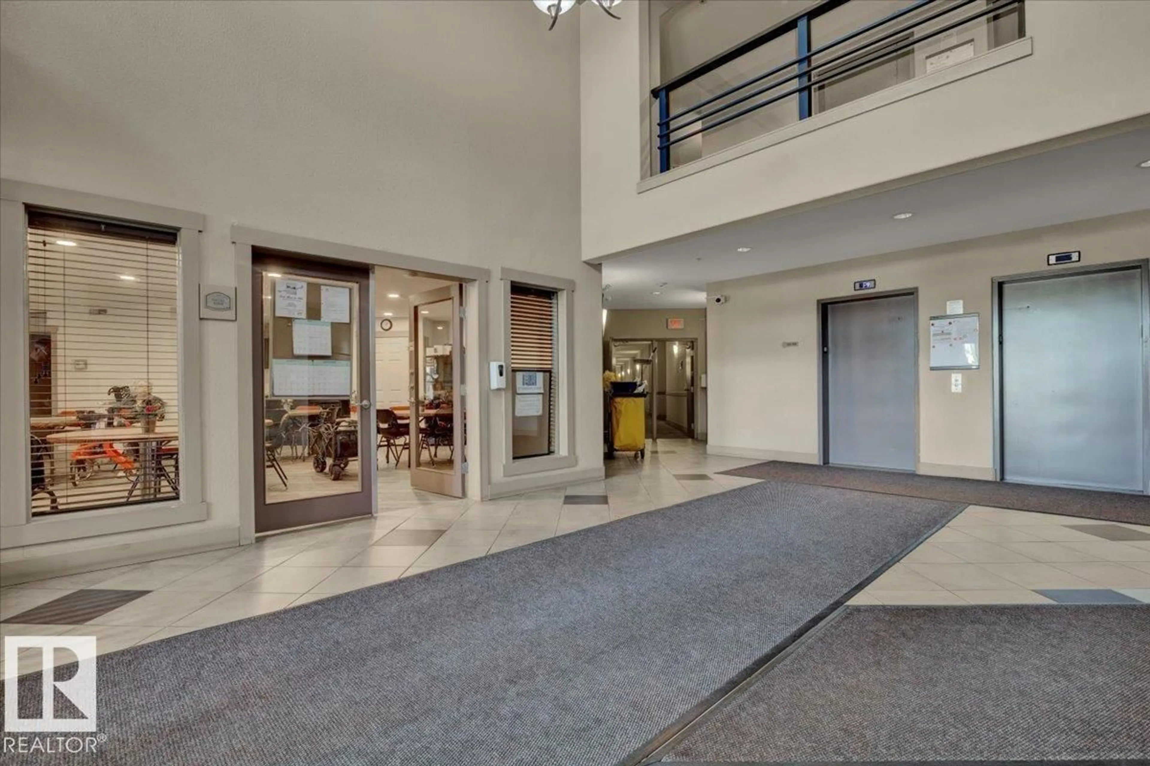 Indoor foyer for #140 - 16035 132 ST, Edmonton Alberta T6V0B4