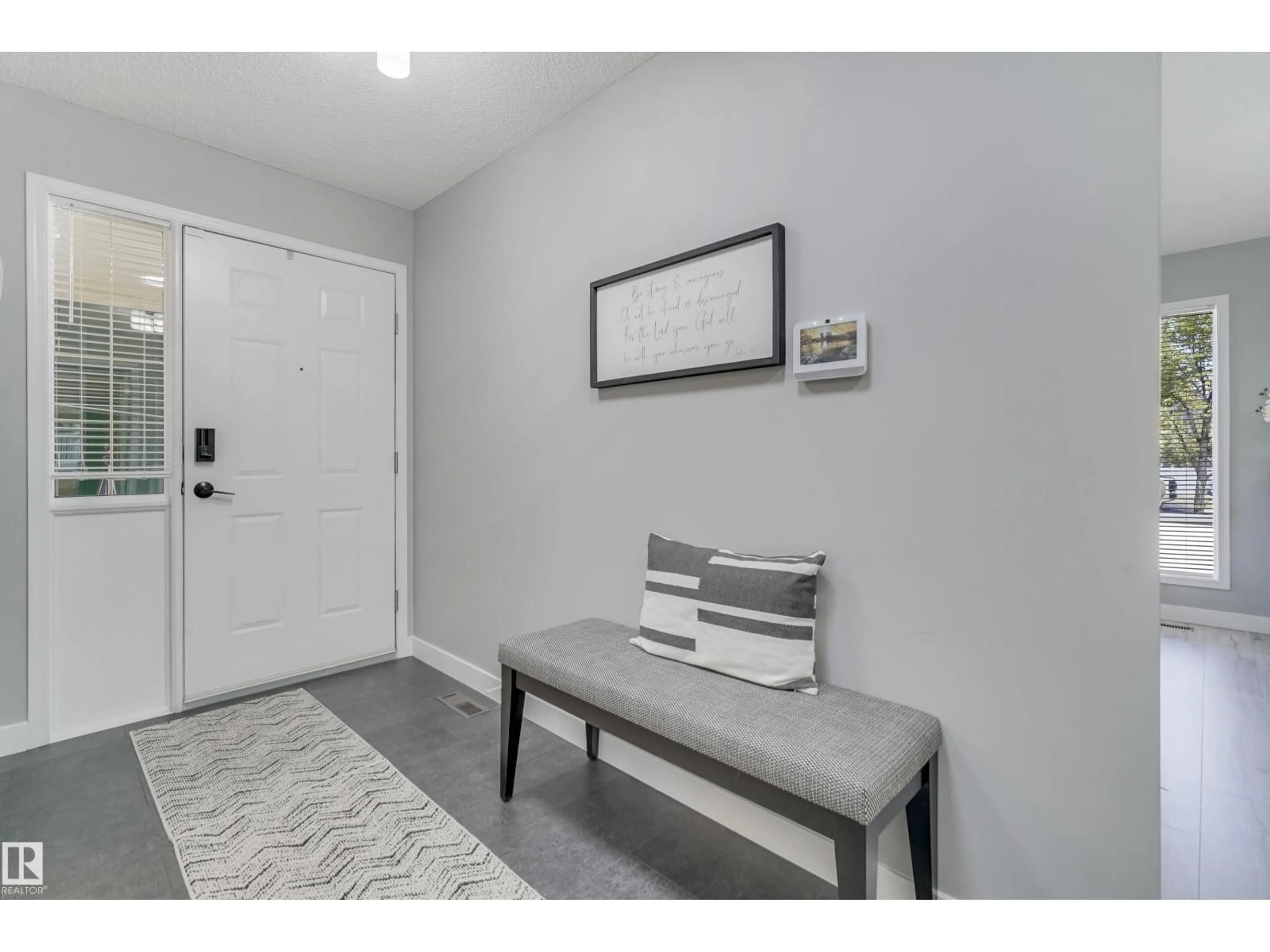 Indoor entryway for 1038 CARTER CREST RD, Edmonton Alberta T6R2K2