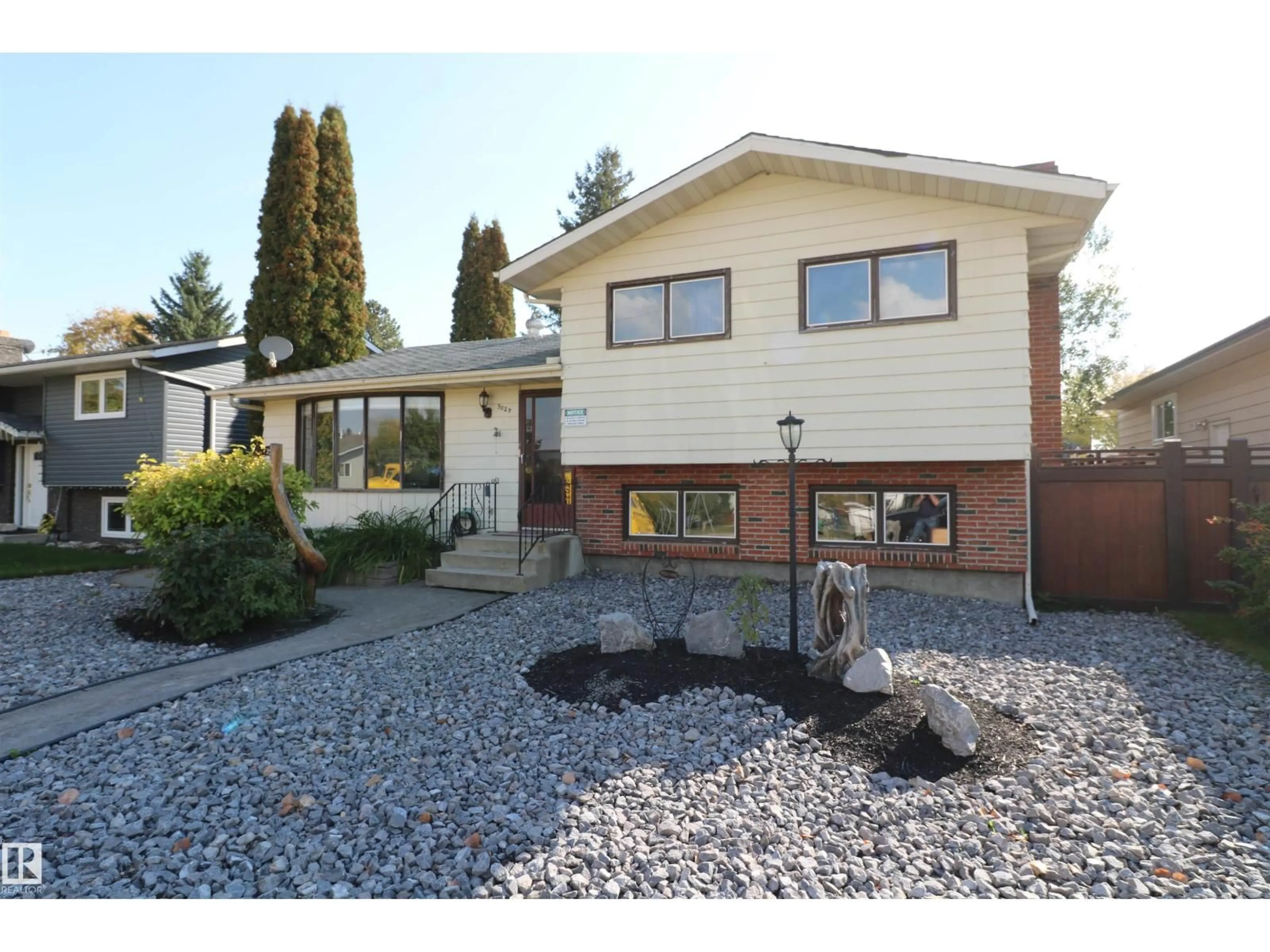Home with brick exterior material, street for 5029 52 AV, Wabamun Alberta T0E2K0