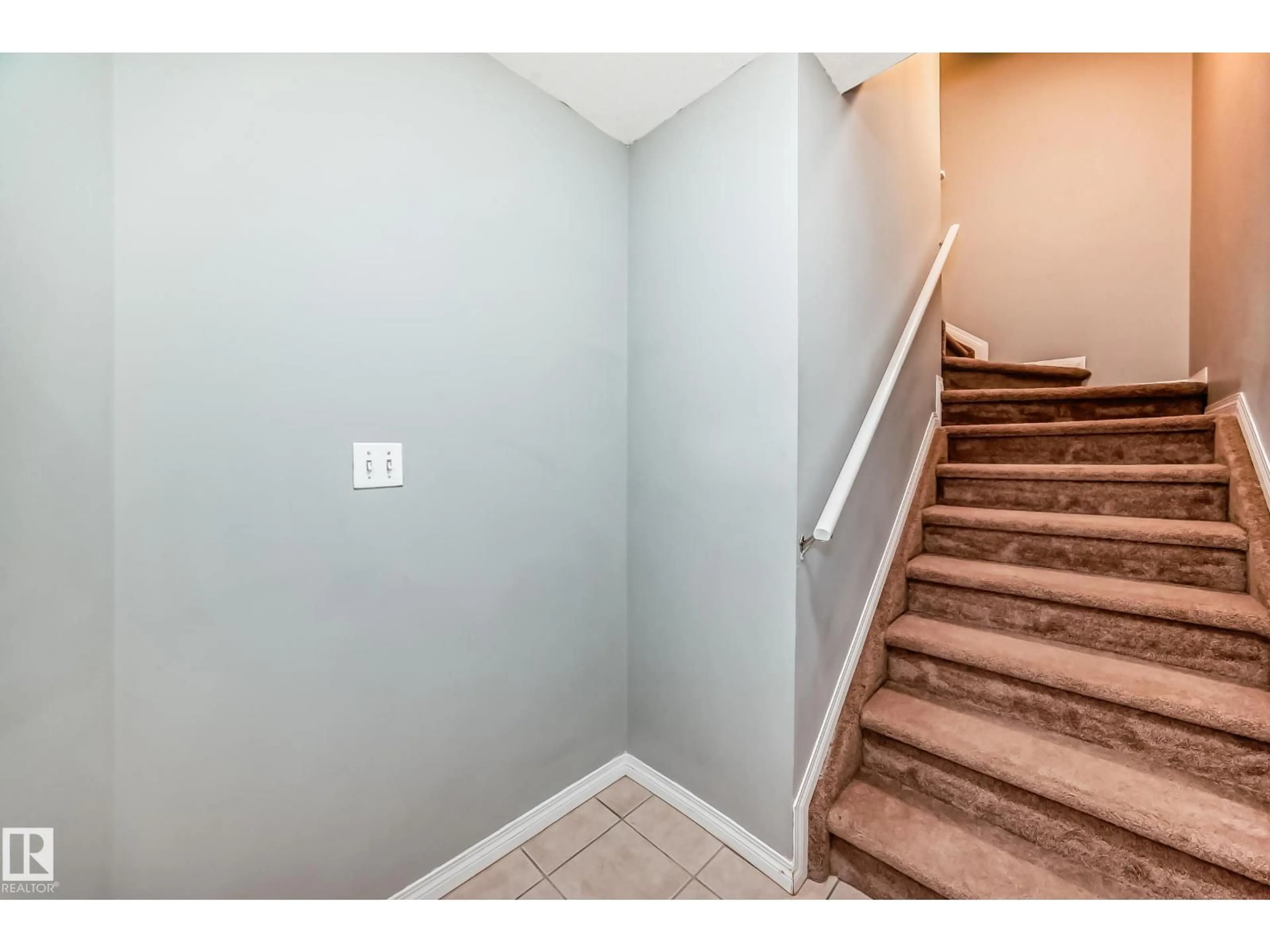 Stairs for #58 - 2505 42 ST, Edmonton Alberta T6L7G8