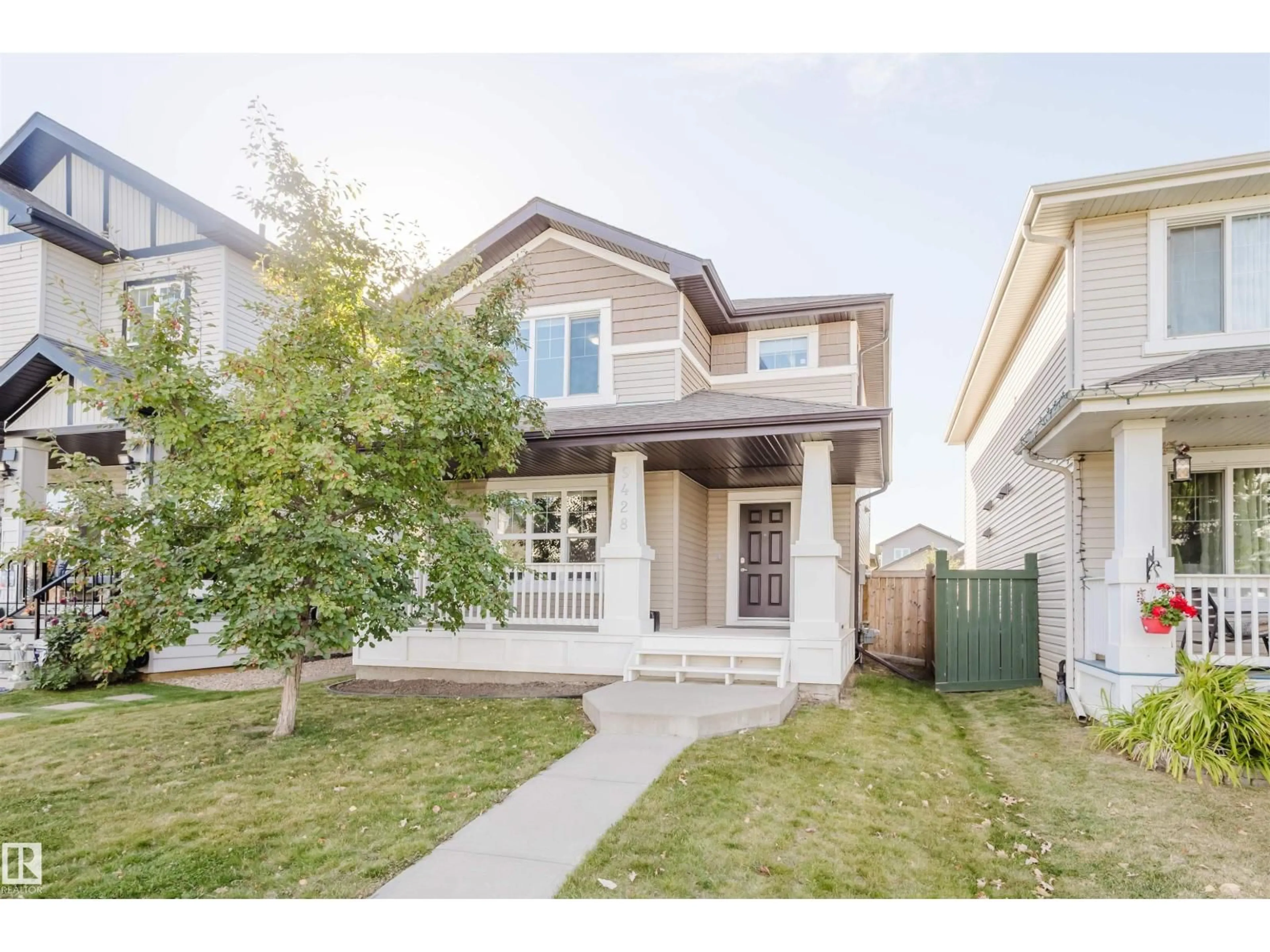 Unknown for NW - 9428 212 ST, Edmonton Alberta T5T4R3