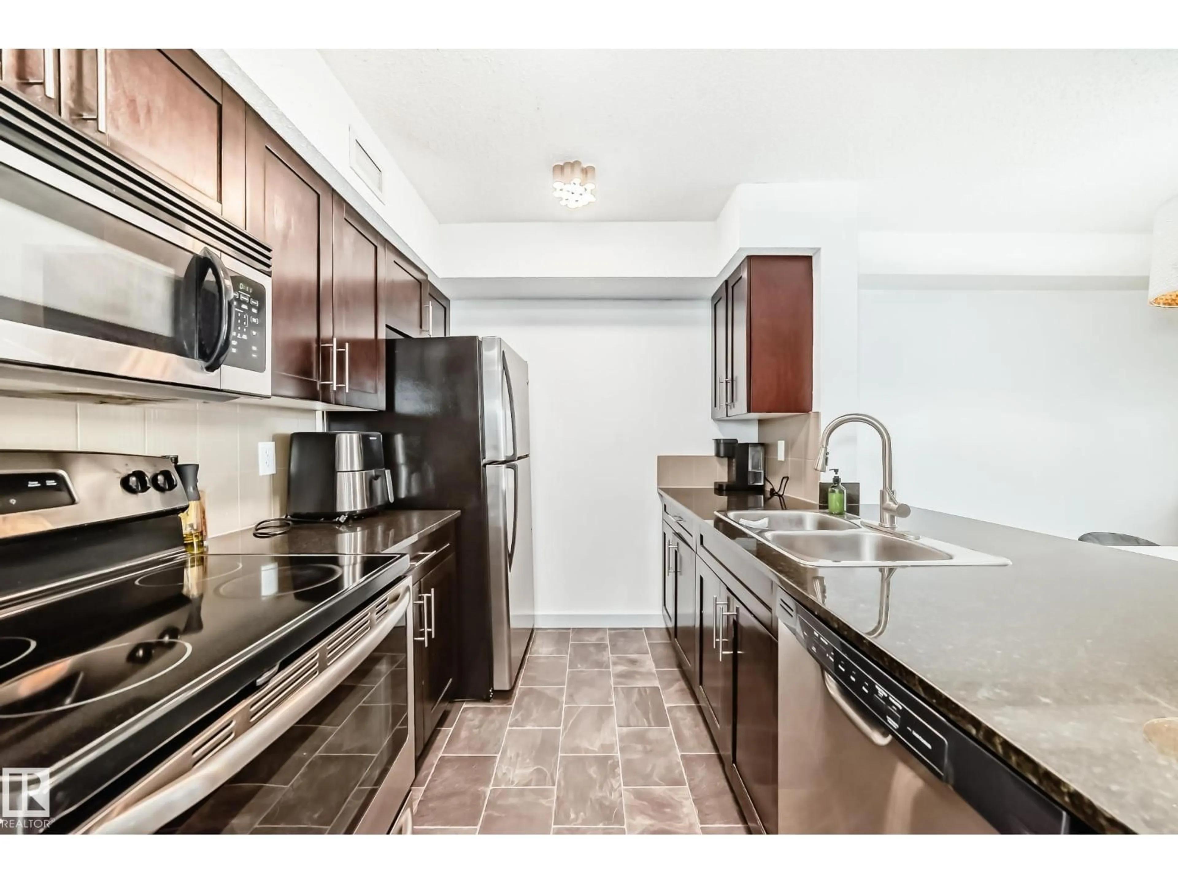 Standard kitchen, unknown for #303 - 1070 MCCONACHIE BLVD NW, Edmonton Alberta T5Y0X1