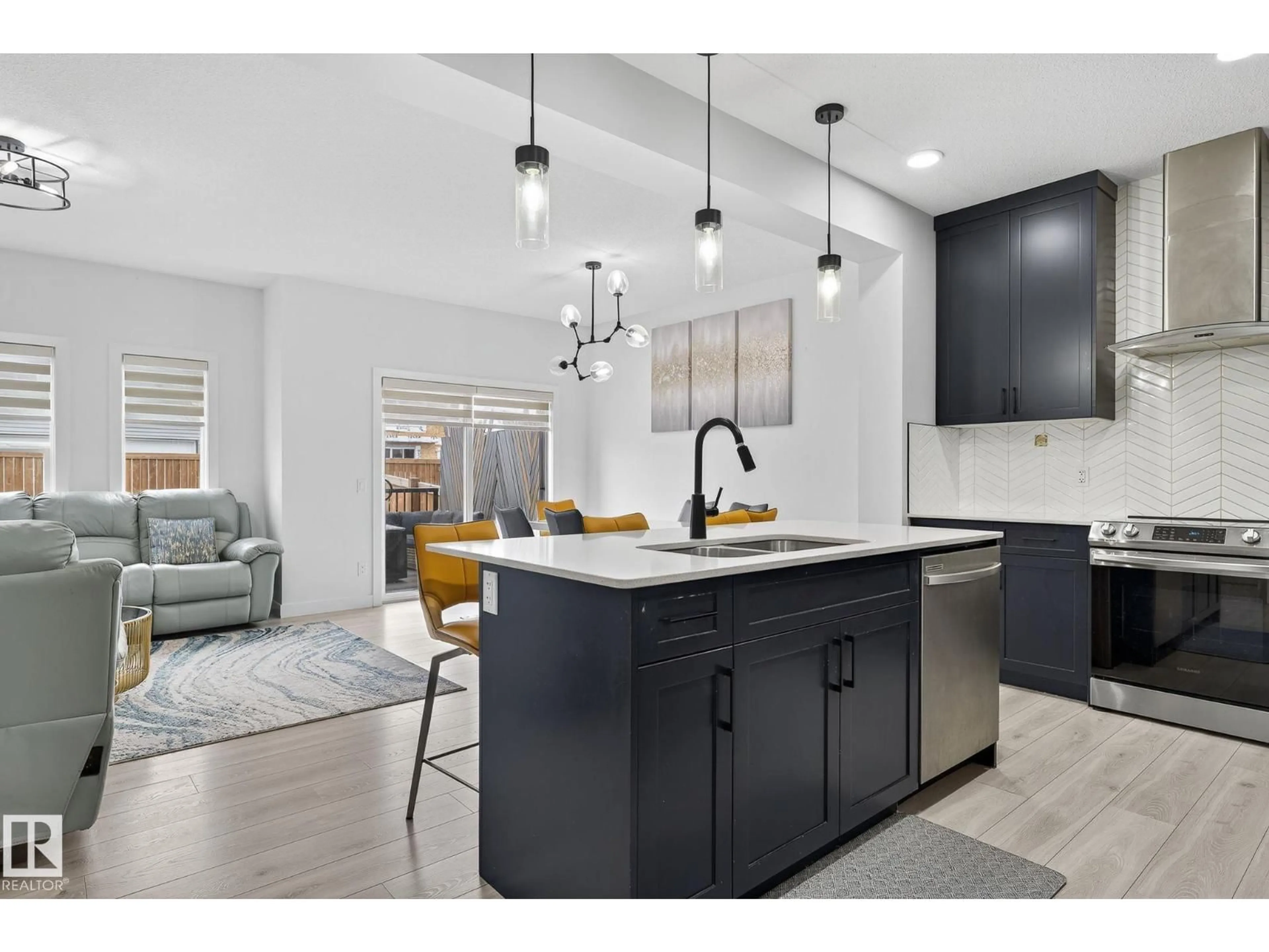 Open concept kitchen, unknown for 7336 179 AV, Edmonton Alberta T5Z0M7