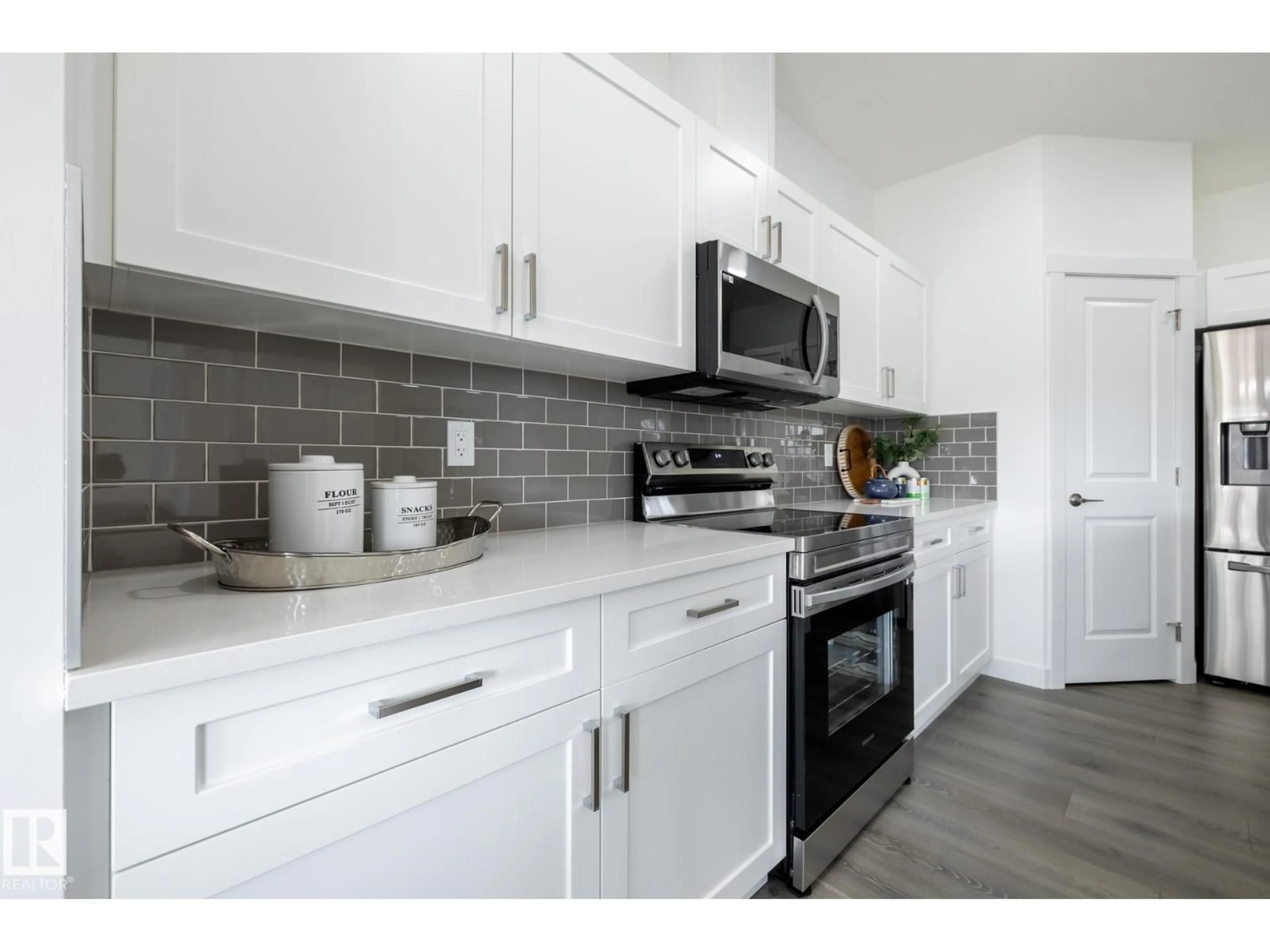 Open concept kitchen, ceramic/tile floor for 87 HILTON CV, Spruce Grove Alberta T7X1Y4