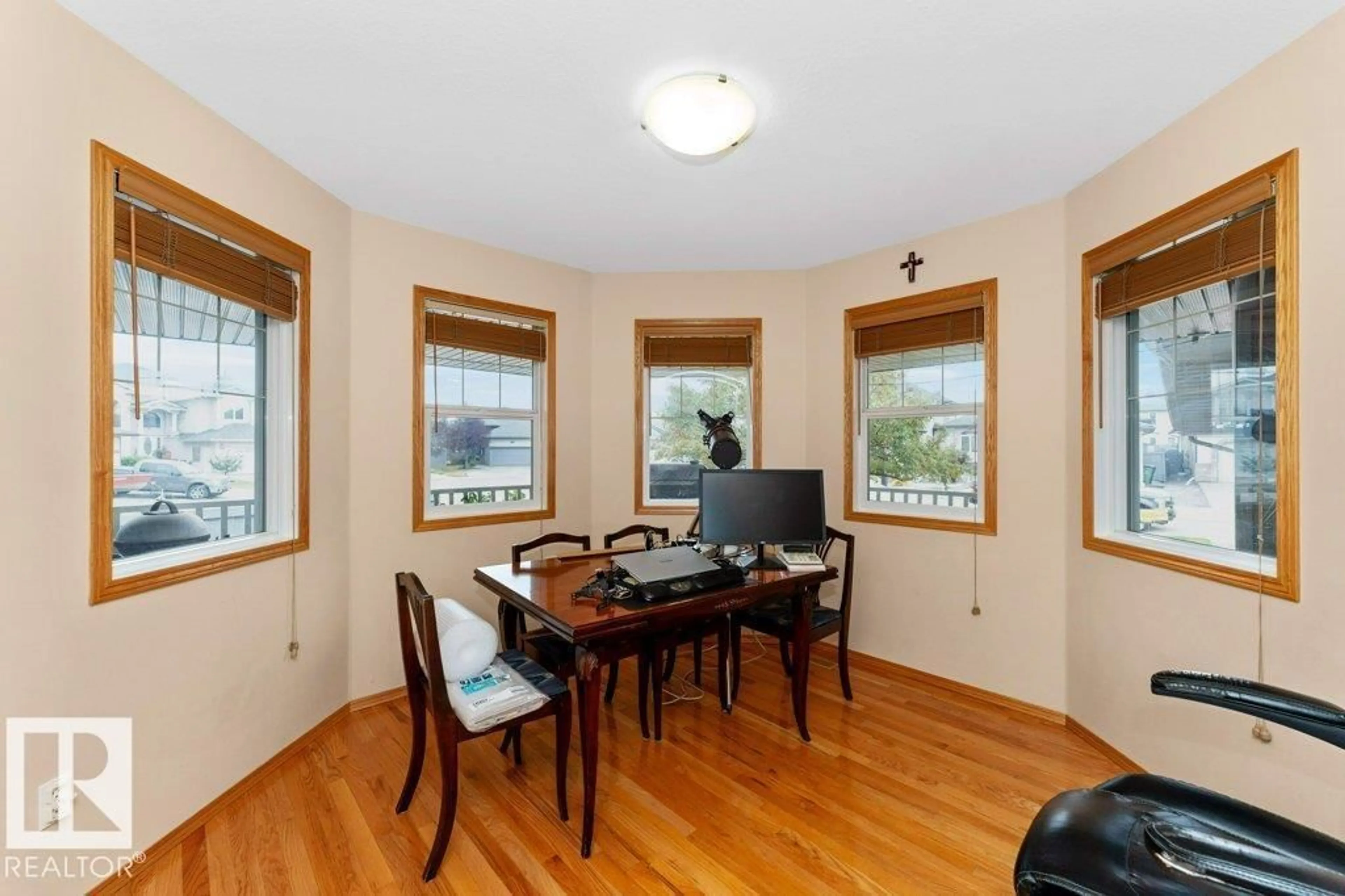 Dining room, wood/laminate floor for 10816 178 AV, Edmonton Alberta T5X6H6