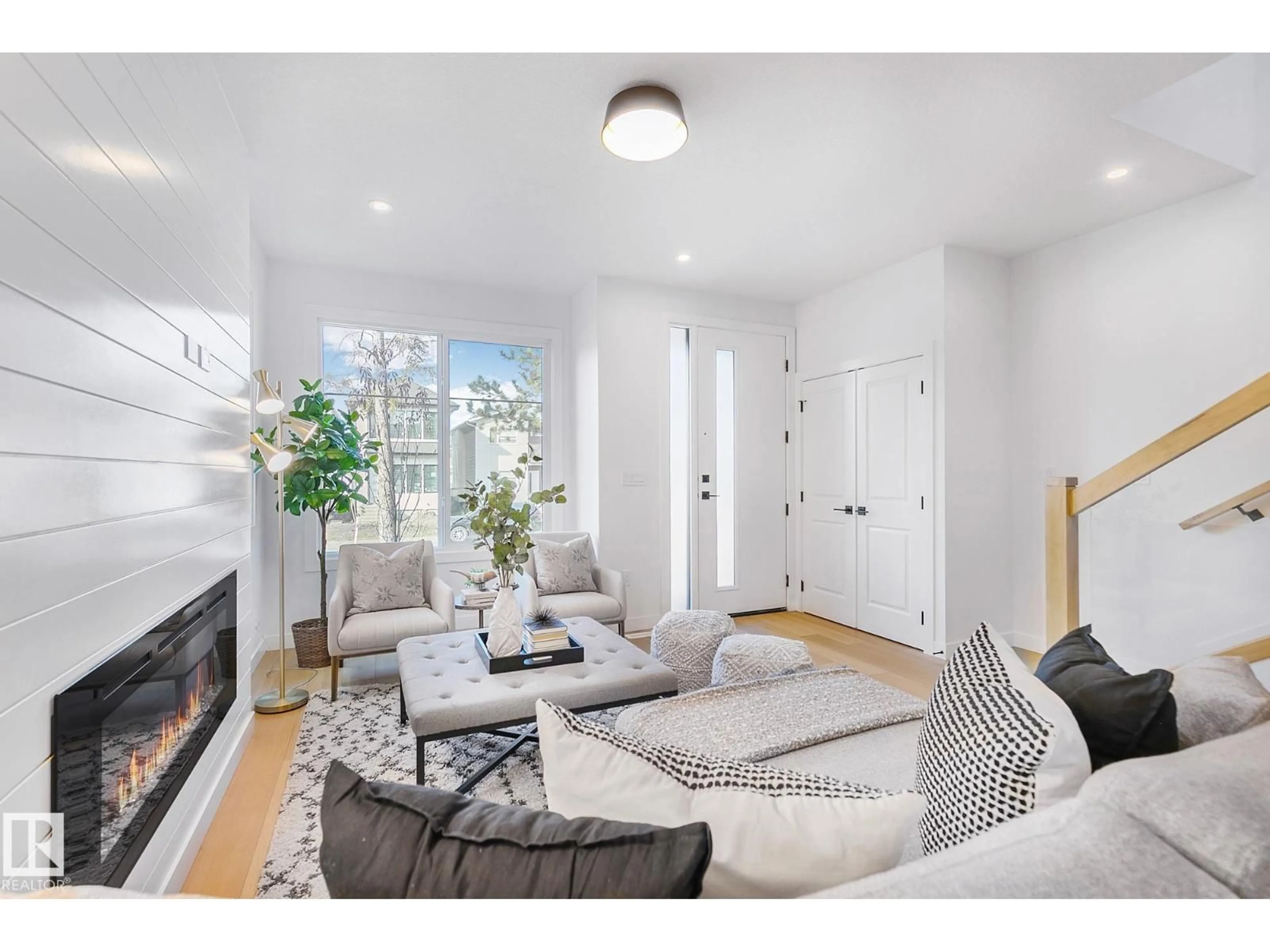 Living room with furniture, unknown for NW - 9813 155 ST, Edmonton Alberta T5P2L1