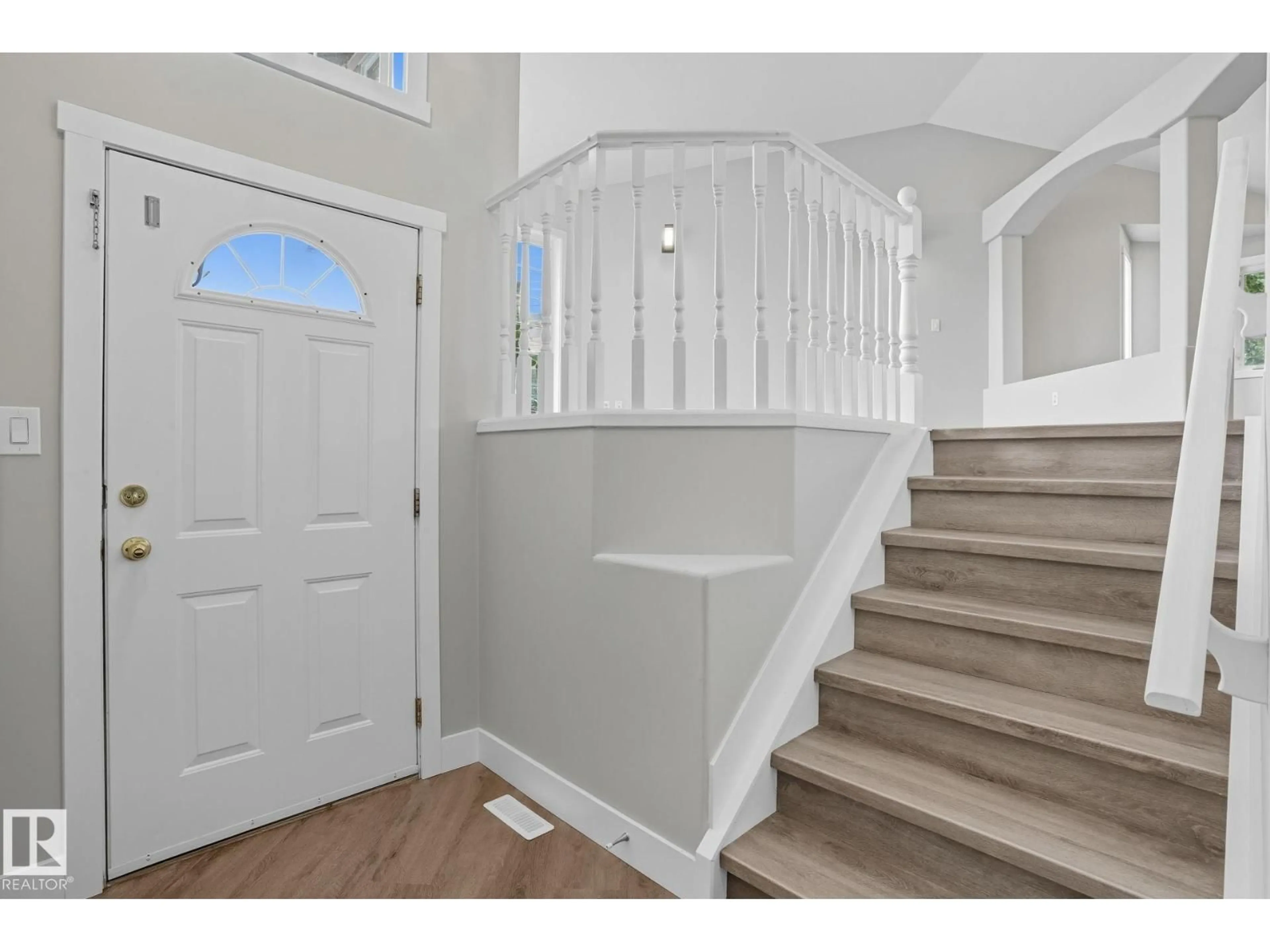 Indoor entryway for 13327 155 AV, Edmonton Alberta T6V0B8