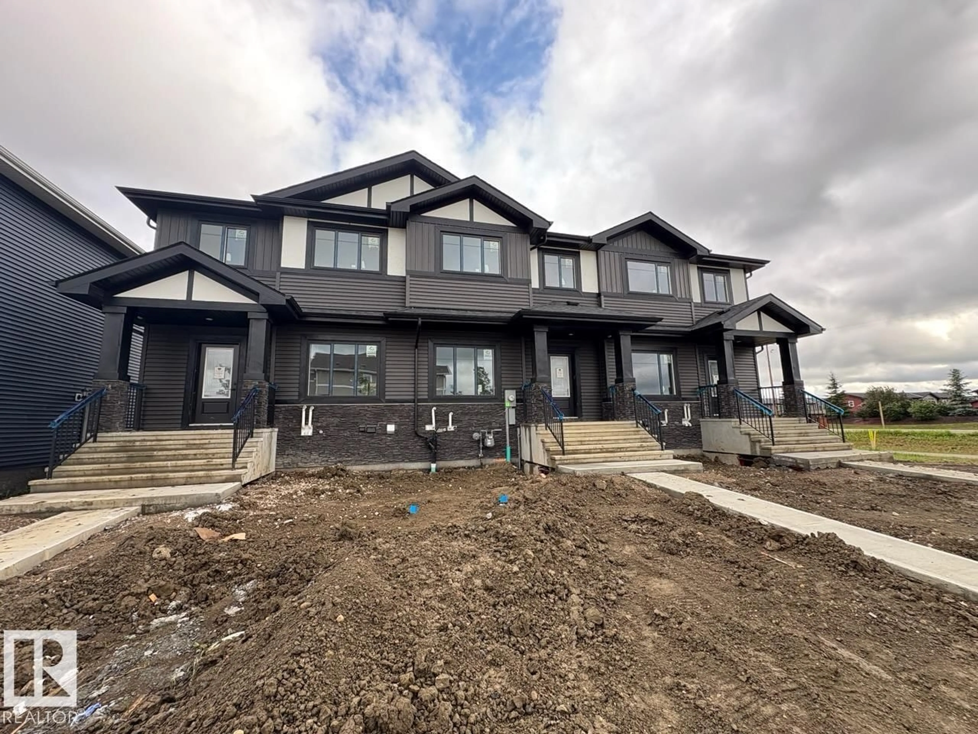 Unknown for 9907 107 AV, Morinville Alberta T8R2P1