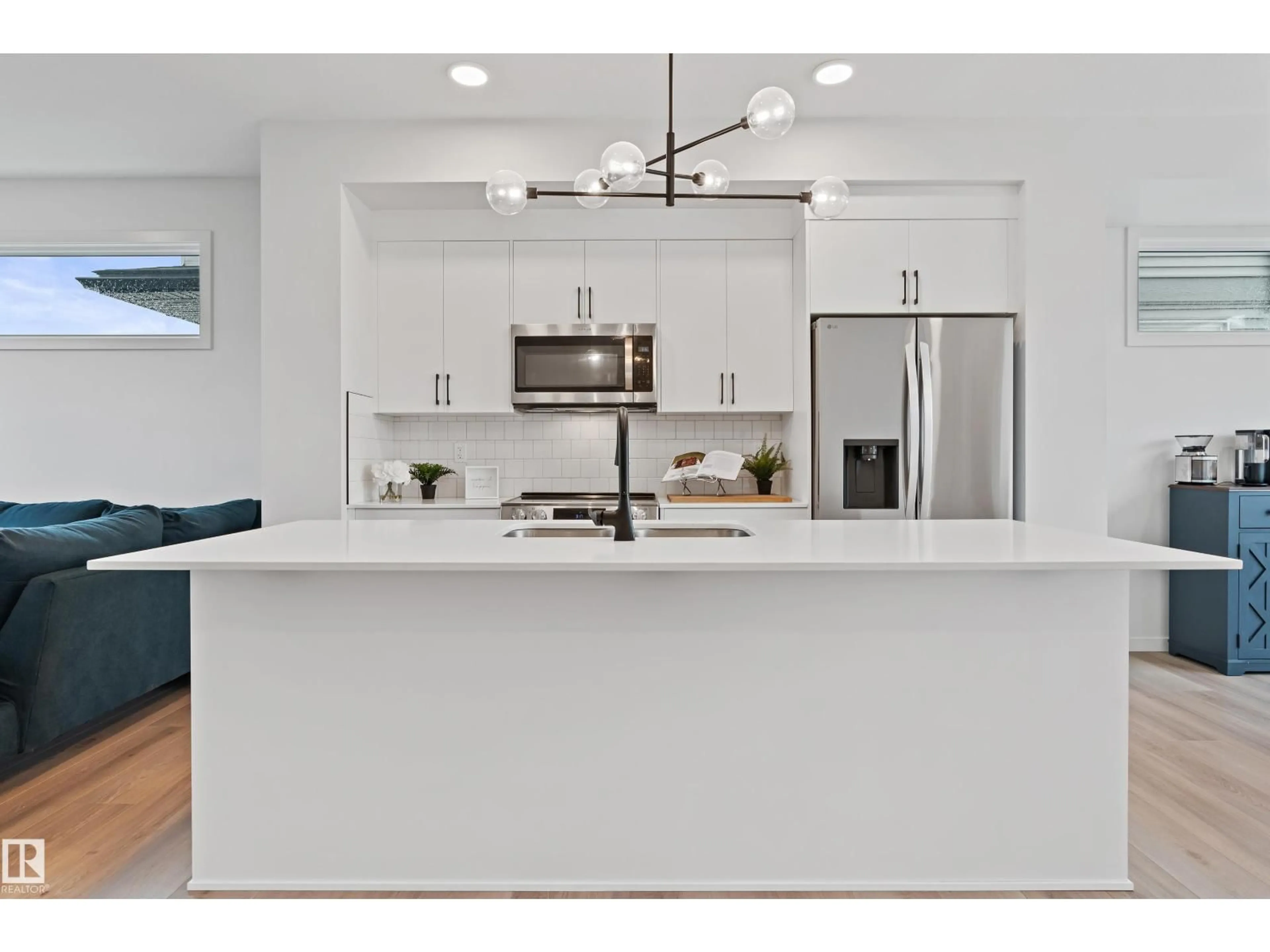 Open concept kitchen, unknown for SW - 3284 KESWICK WY, Edmonton Alberta T6W5N5